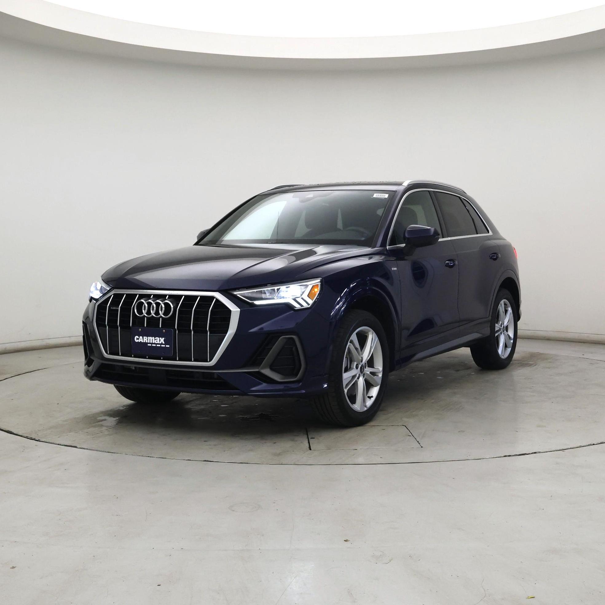 Thumbnail: 2023 Audi Q3 - 4