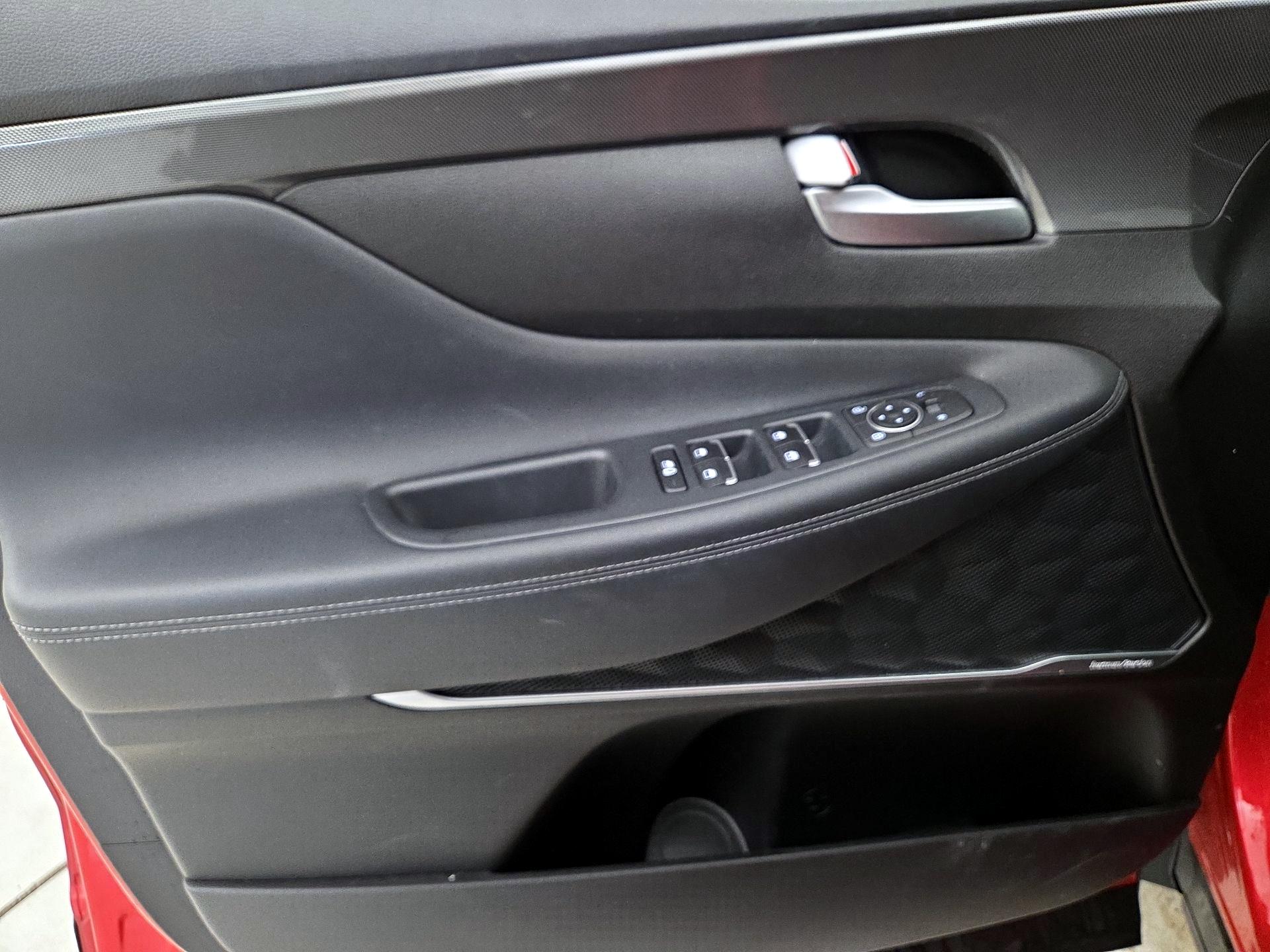 Thumbnail: 2022 Hyundai Santa Fe - 12