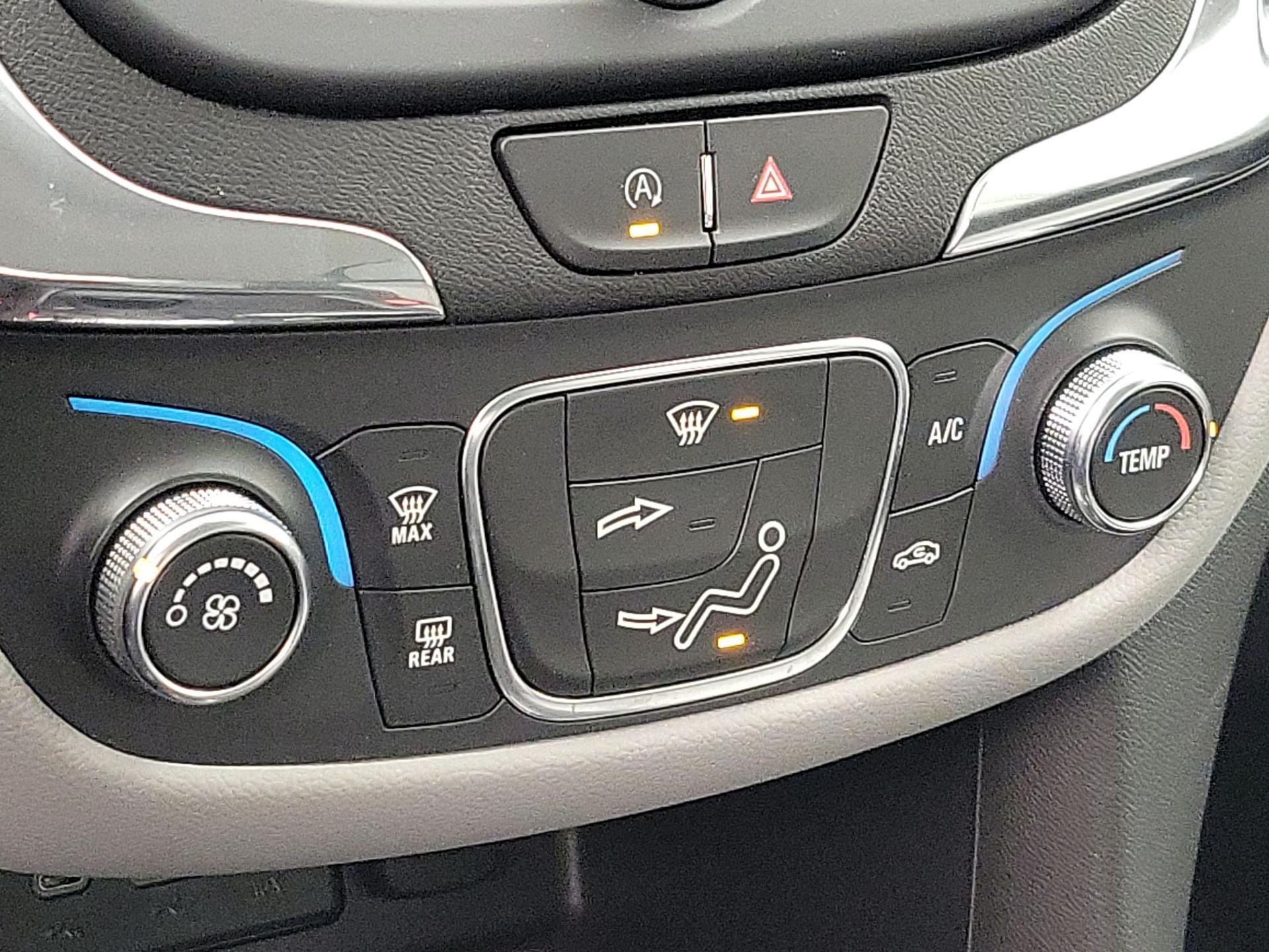 Thumbnail: 2023 Chevrolet Equinox - 16