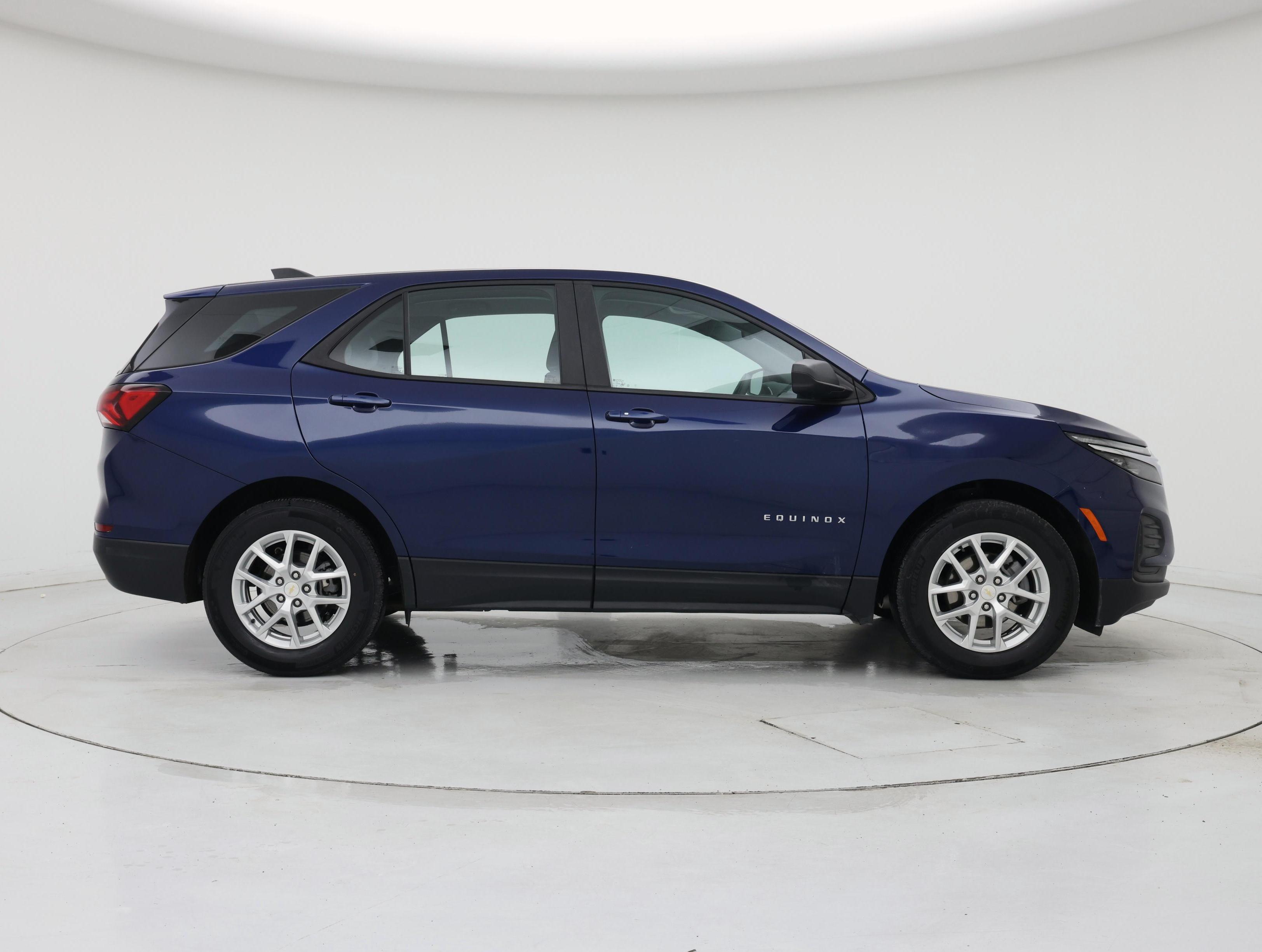 Thumbnail: 2023 Chevrolet Equinox - 7