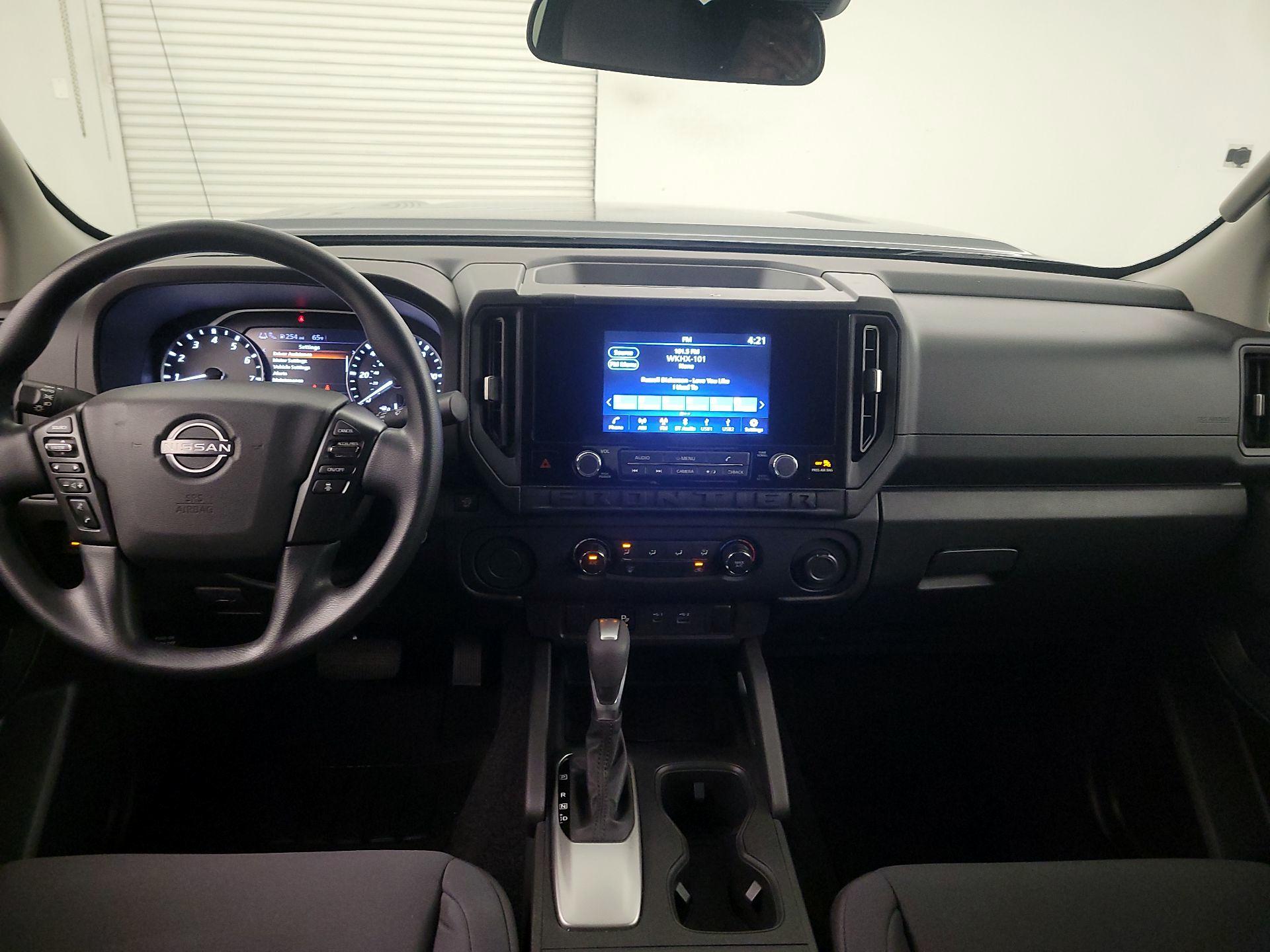 Thumbnail: 2025 Nissan Frontier - 9