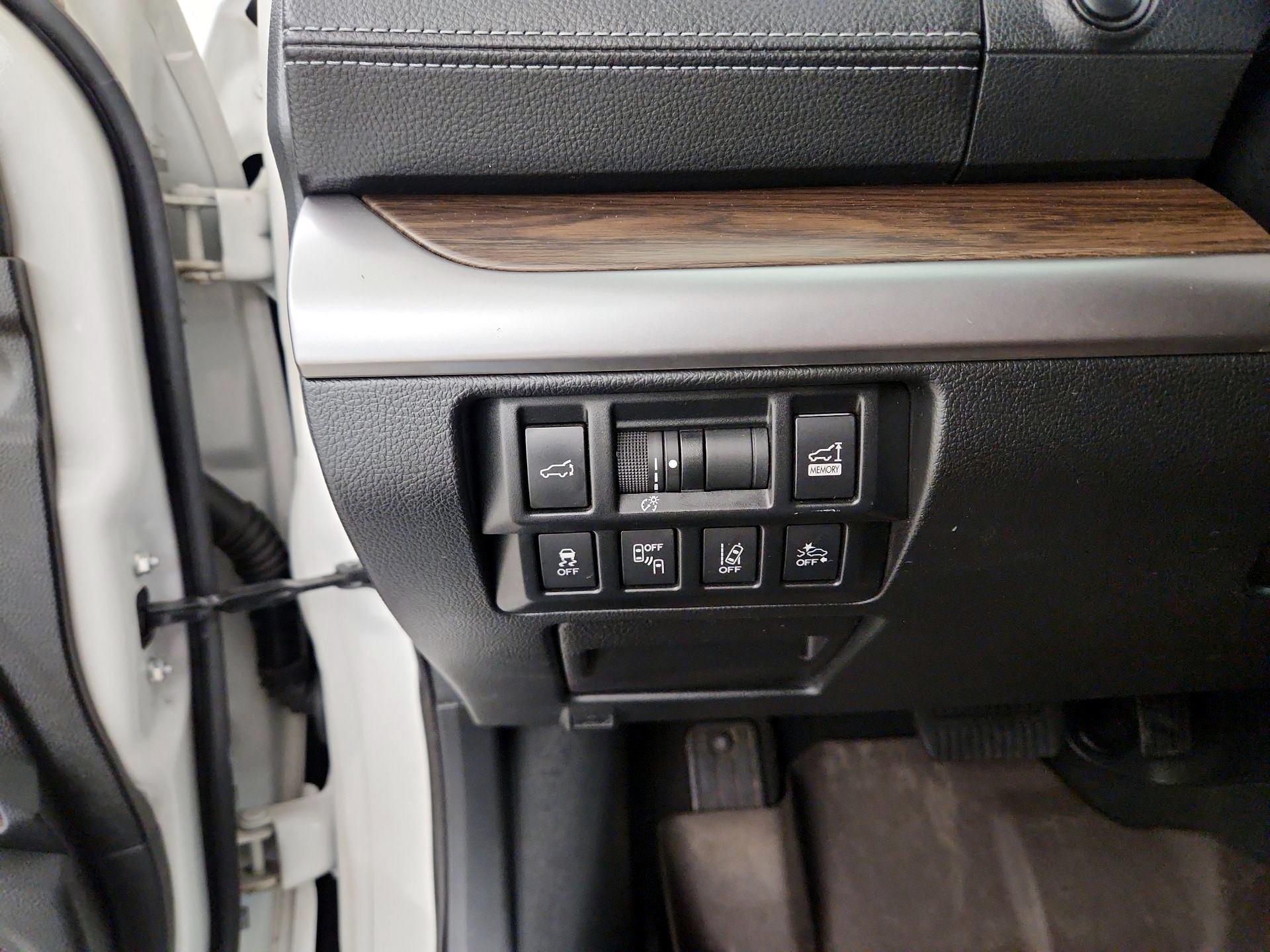 Thumbnail: 2018 Subaru Outback - 13