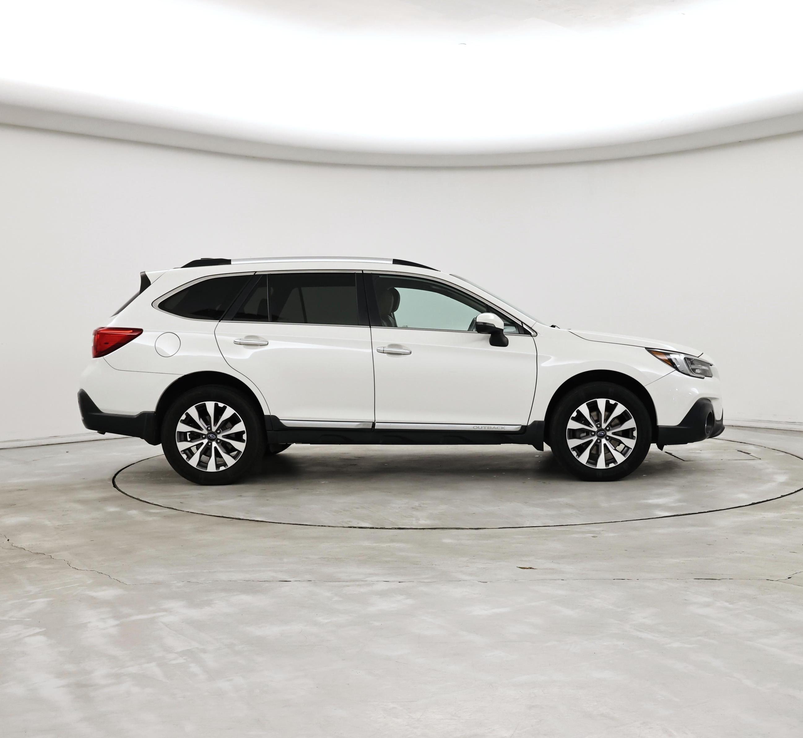 Thumbnail: 2018 Subaru Outback - 7