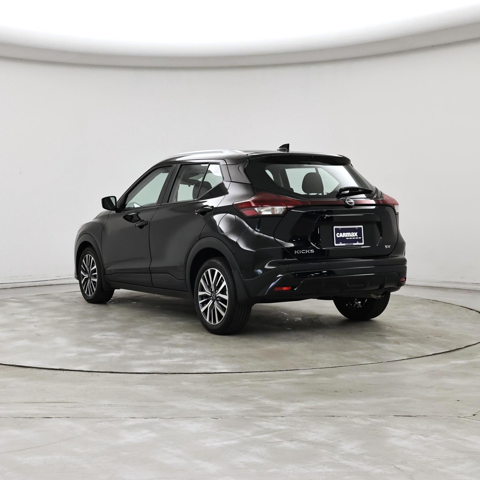 Thumbnail: 2024 Nissan Kicks - 2