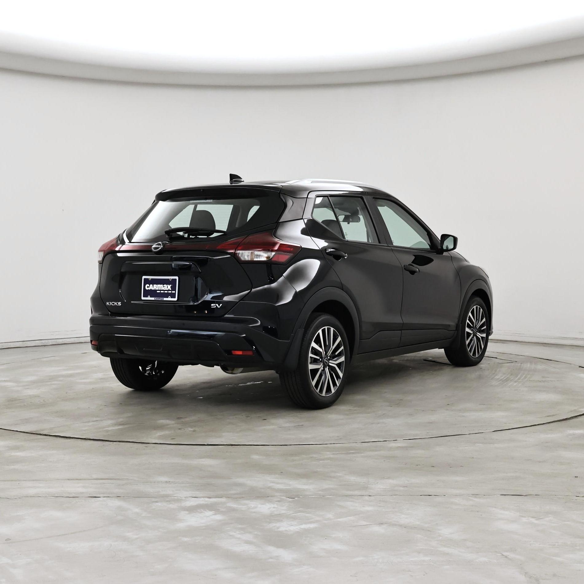 Thumbnail: 2024 Nissan Kicks - 8