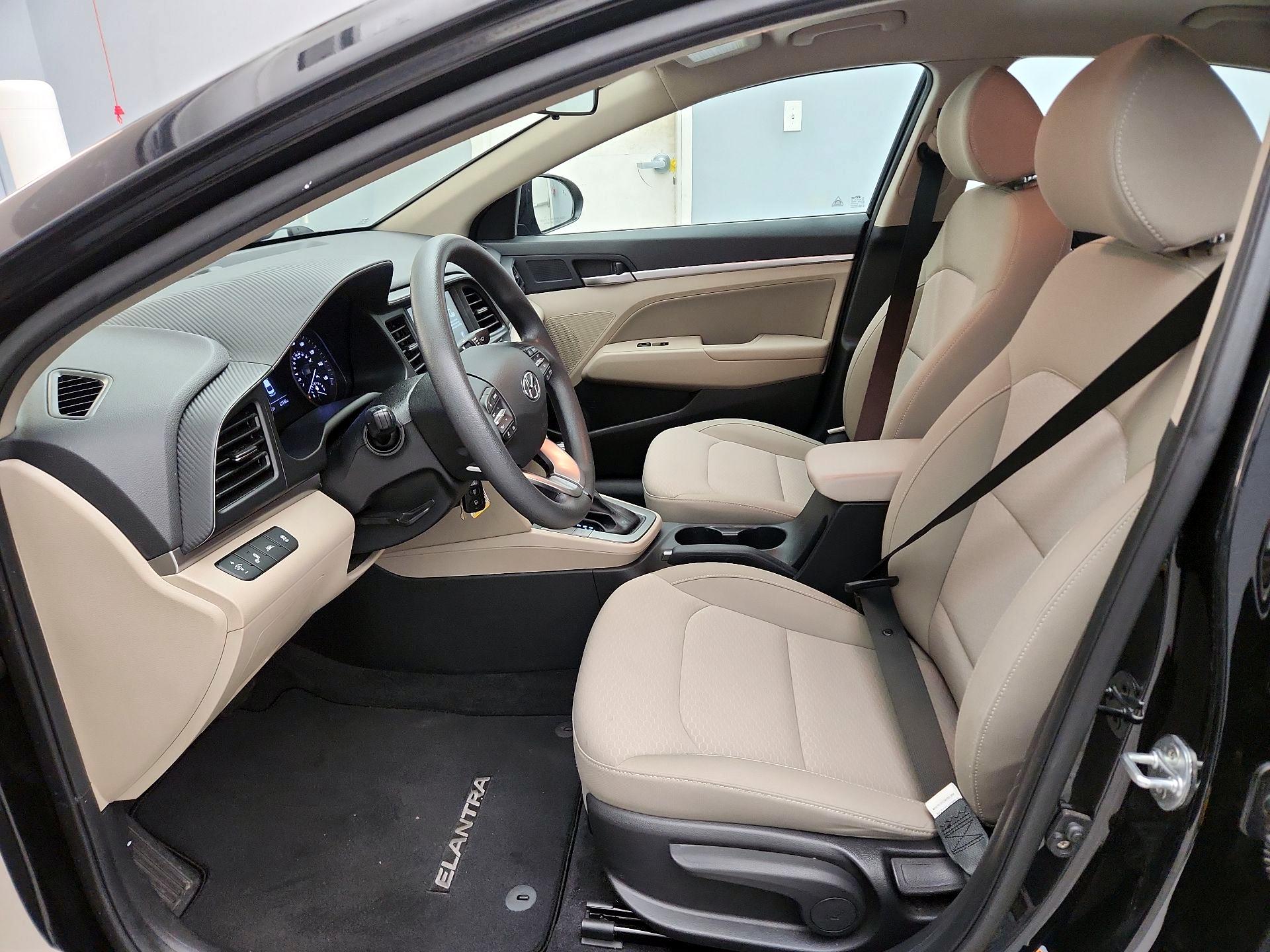 Thumbnail: 2020 Hyundai Elantra - 11