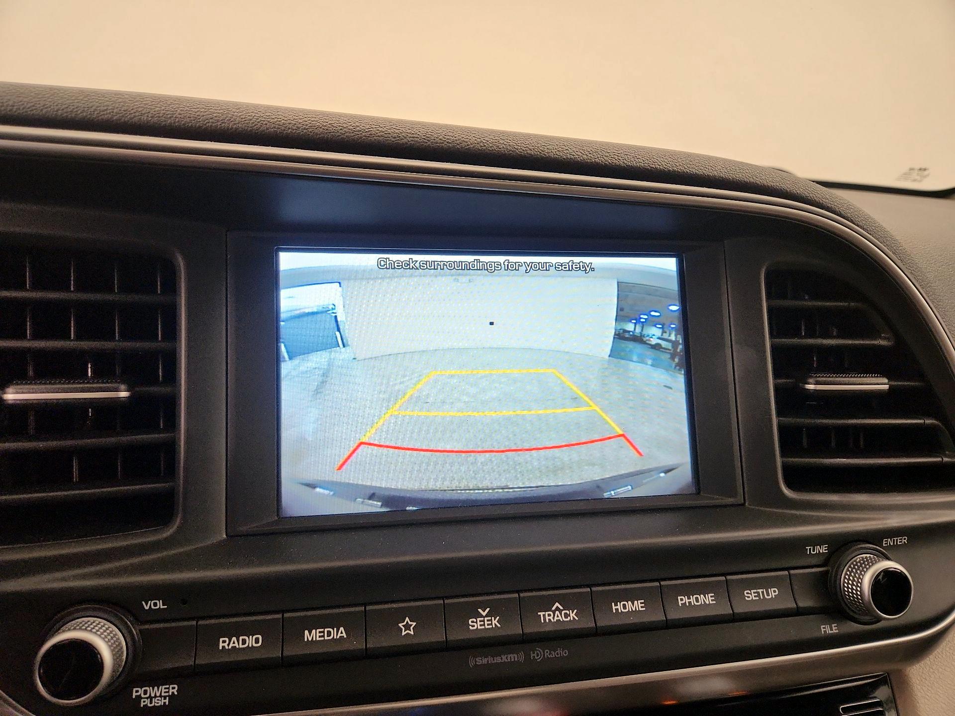 Thumbnail: 2020 Hyundai Elantra - 14