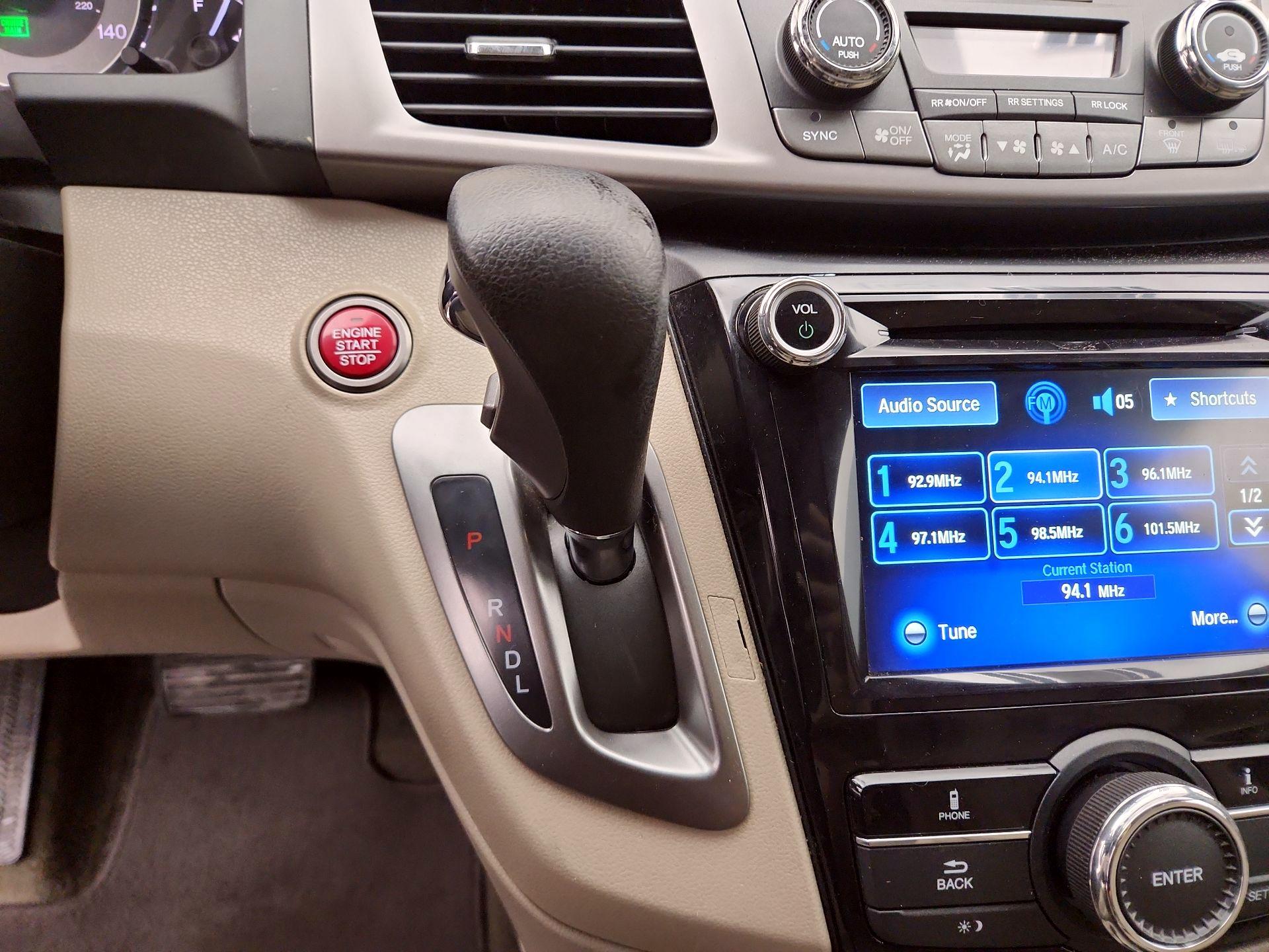 Thumbnail: 2016 Honda Odyssey - 17