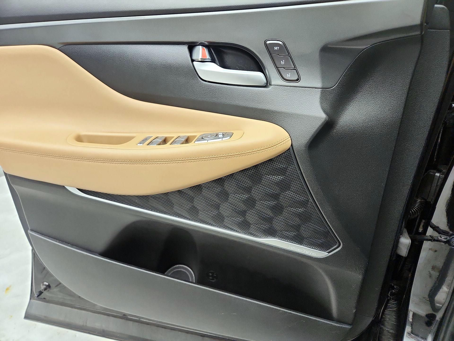 Thumbnail: 2022 Hyundai Santa Fe - 12