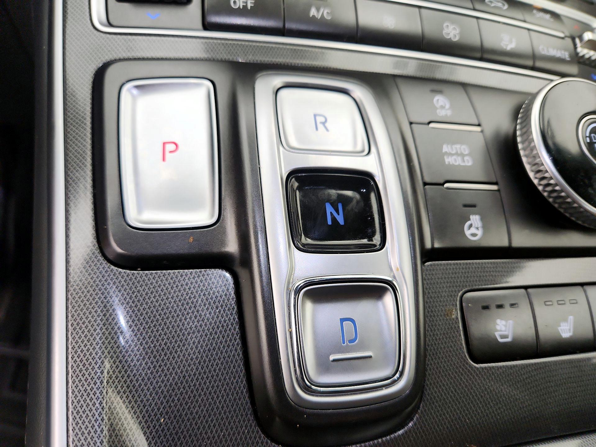 Thumbnail: 2022 Hyundai Santa Fe - 18