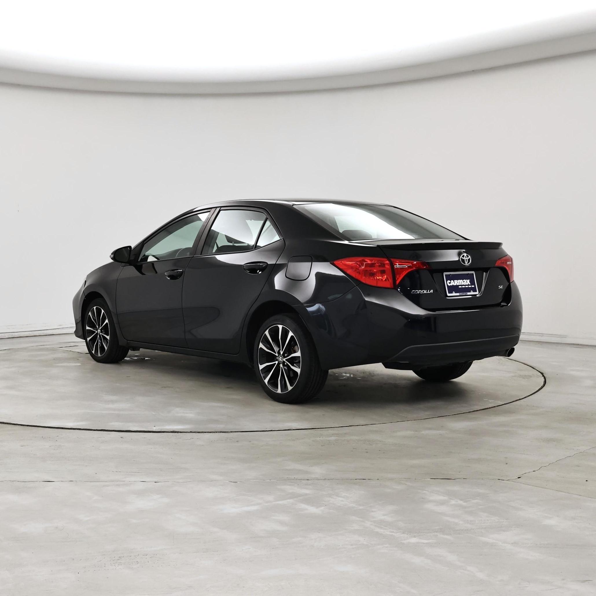 Thumbnail: 2017 Toyota Corolla - 2