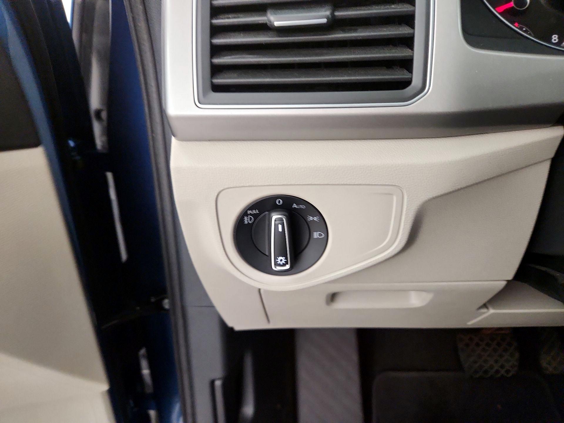 Thumbnail: 2019 Volkswagen Atlas - 13