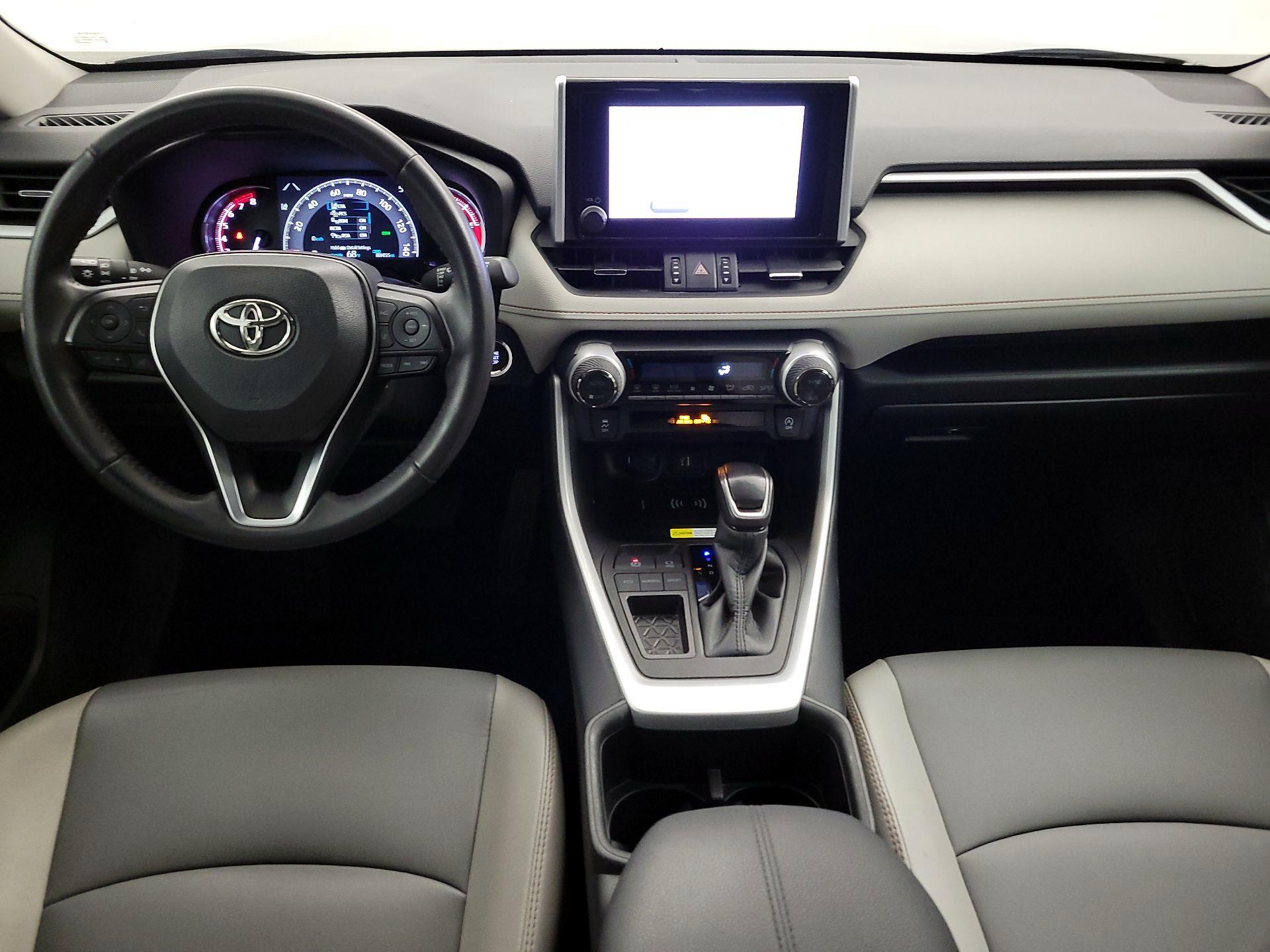 Thumbnail: 2023 Toyota RAV4 - 9