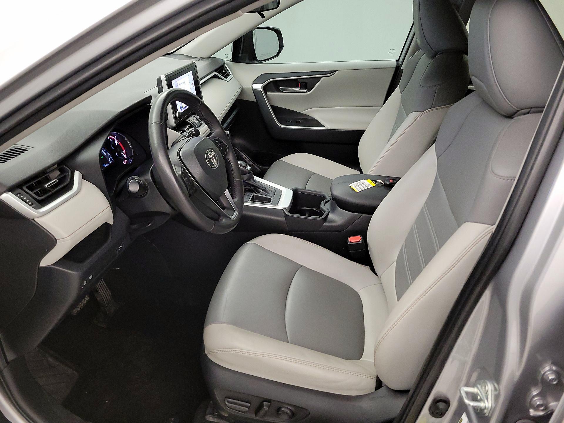 Thumbnail: 2023 Toyota RAV4 - 11