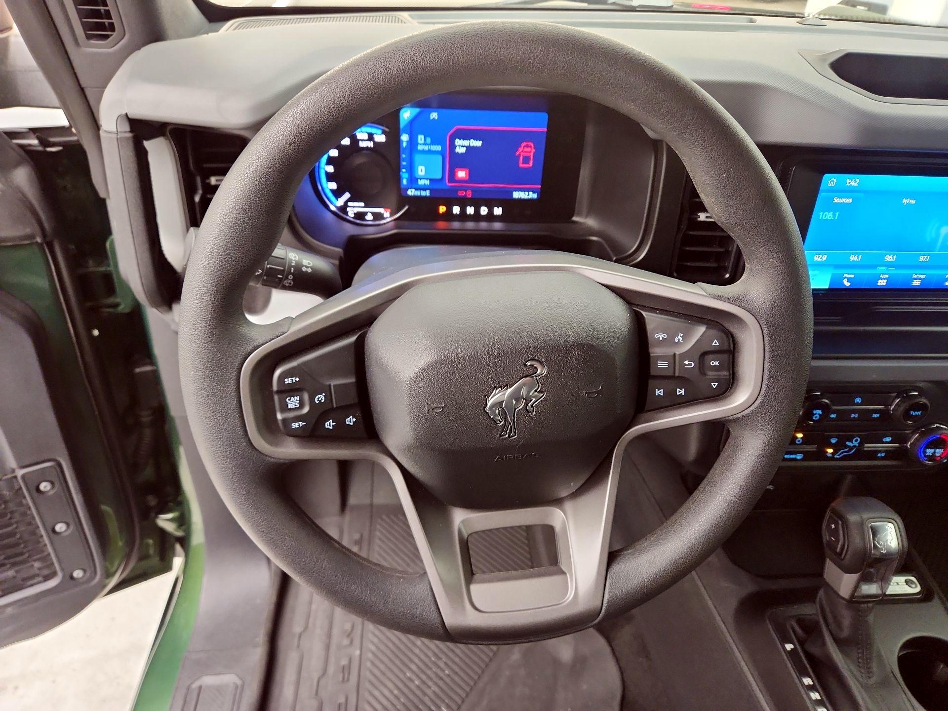 Thumbnail: 2023 Ford Bronco - 10