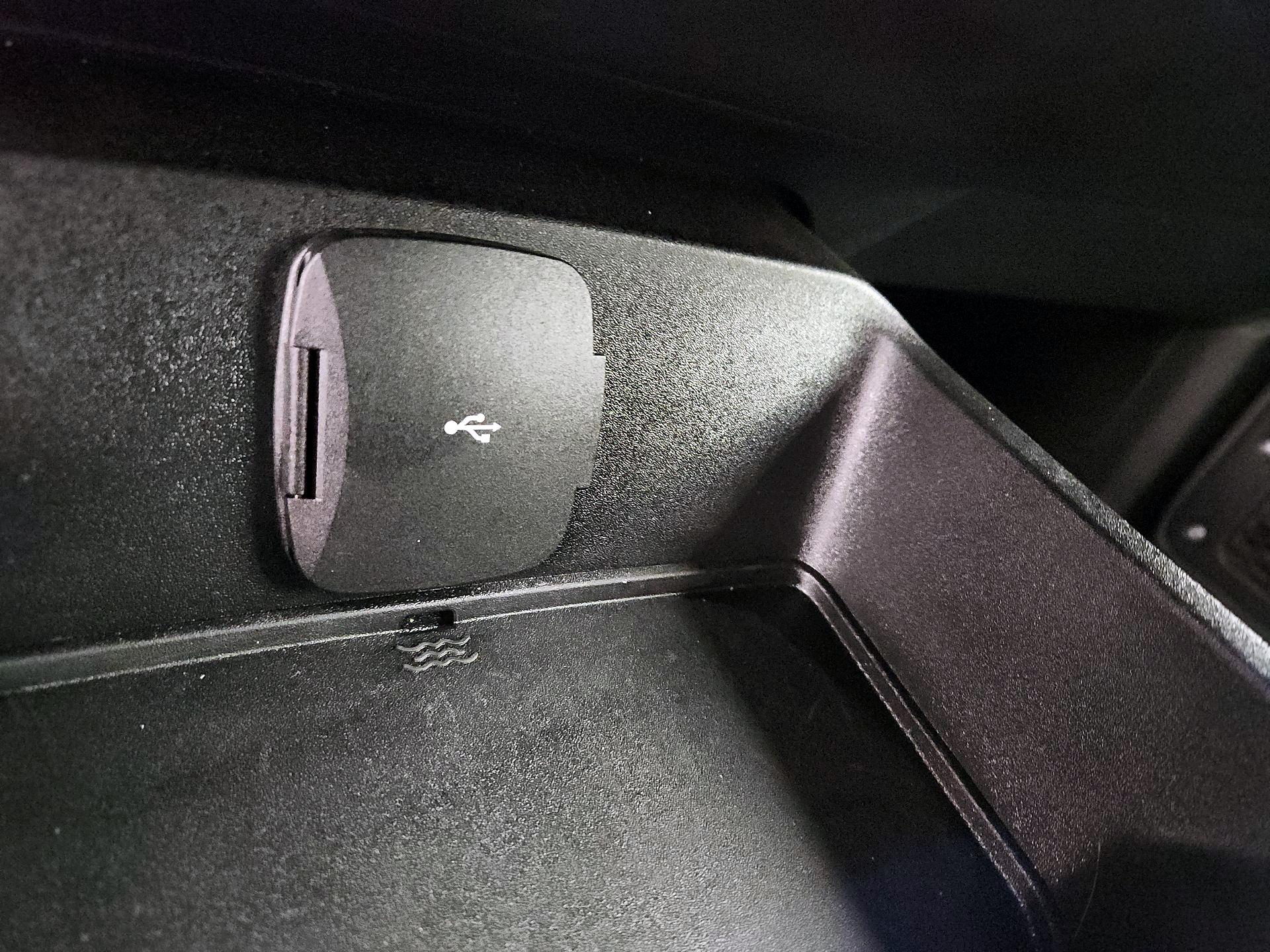 Thumbnail: 2023 Ford Bronco - 18