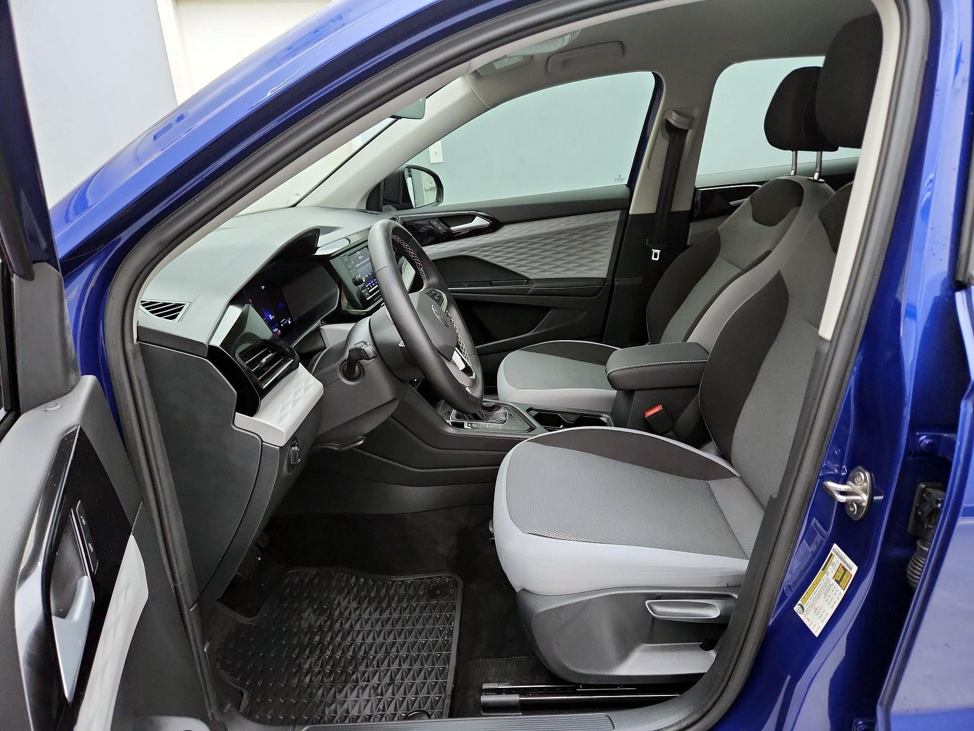 Thumbnail: 2024 Volkswagen Taos - 11