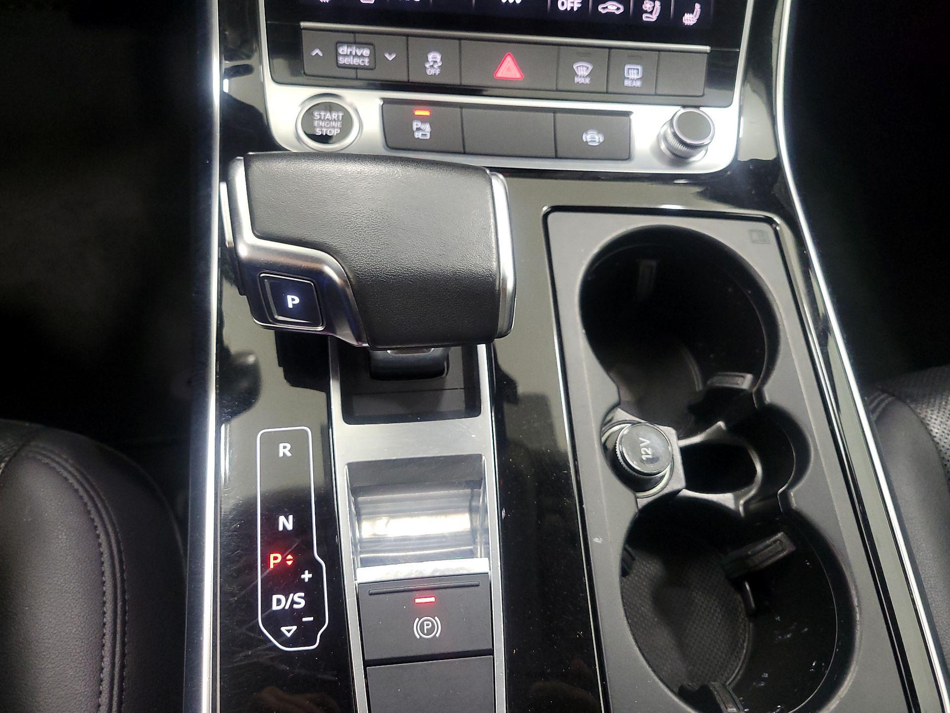 Thumbnail: 2022 Audi Q7 - 18