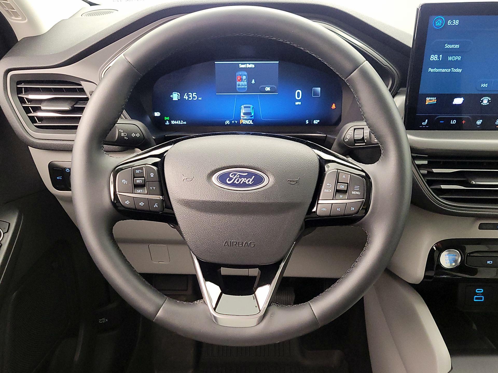 Thumbnail: 2023 Ford Escape - 10