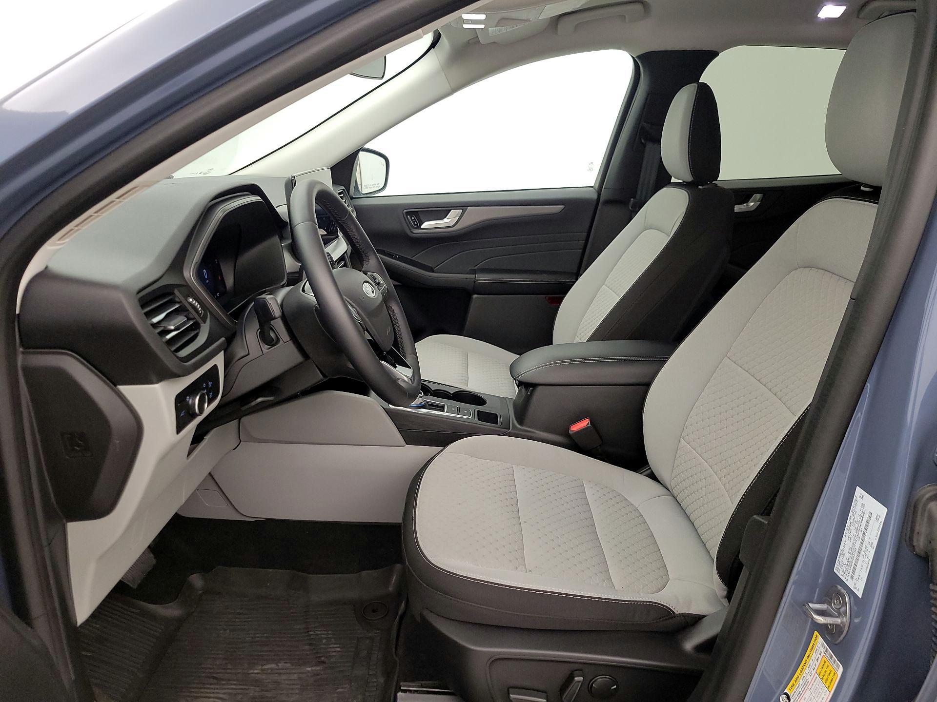 Thumbnail: 2023 Ford Escape - 11