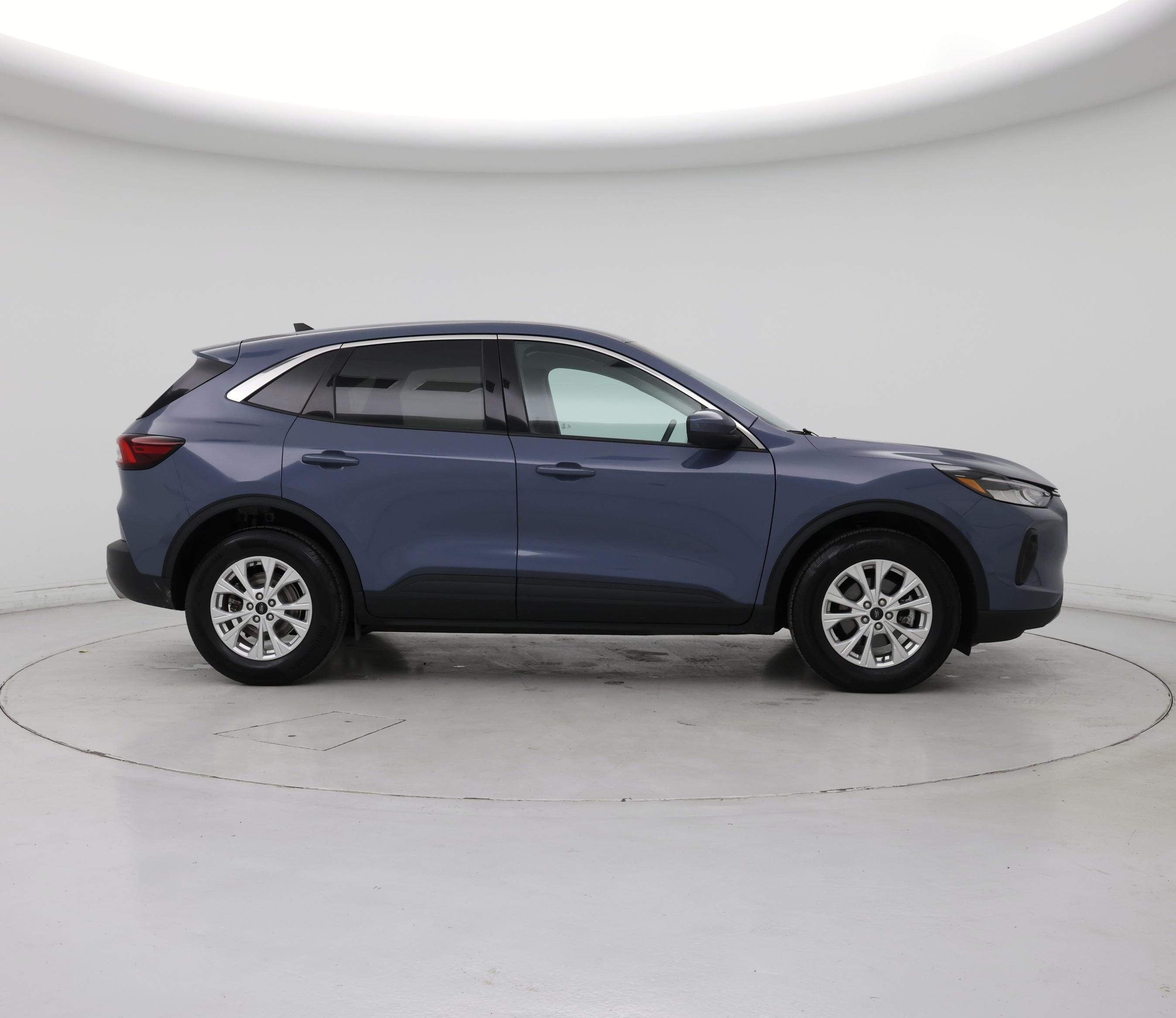 Thumbnail: 2023 Ford Escape - 7