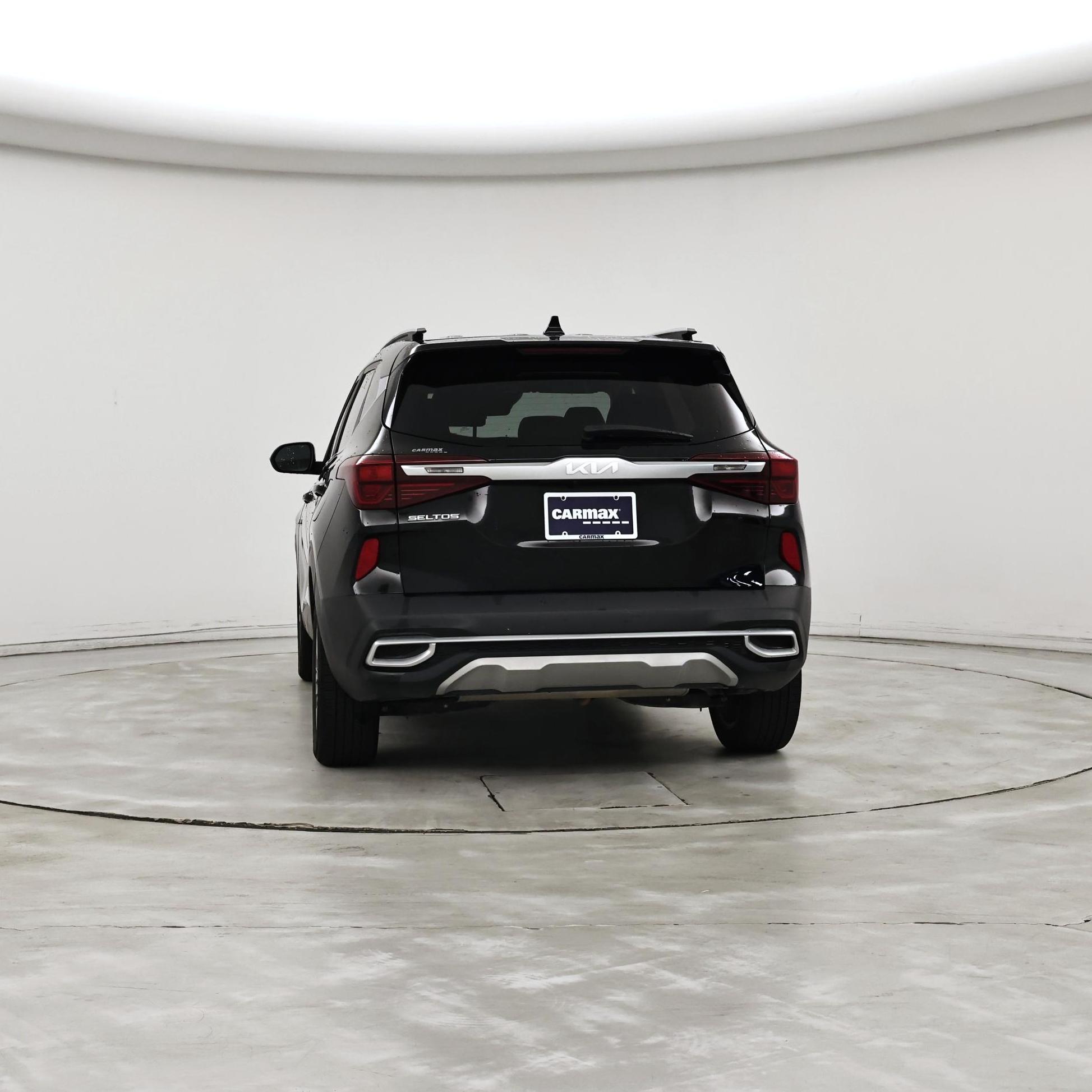 Thumbnail: 2023 Kia Seltos - 6