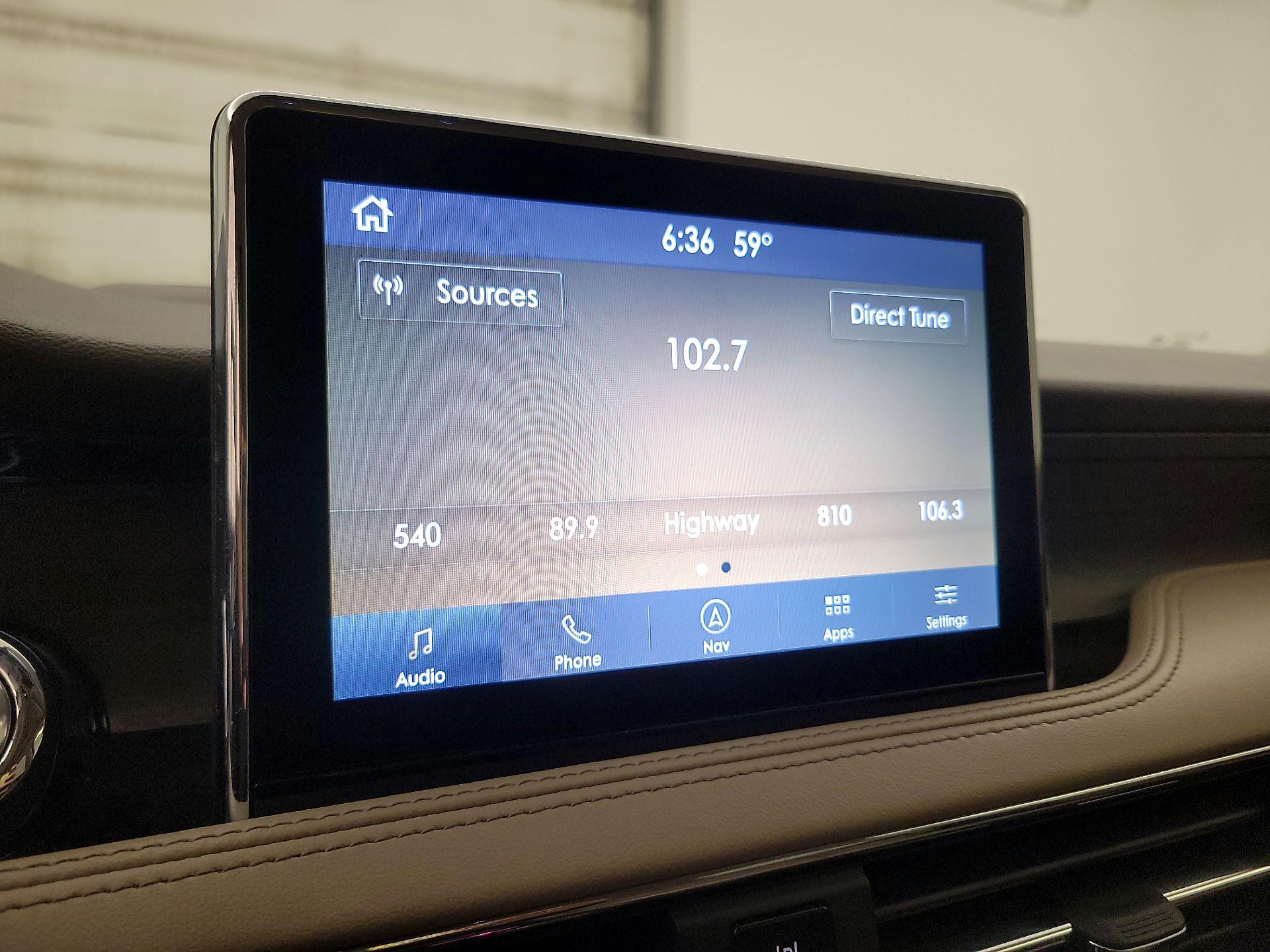 Thumbnail: 2022 Lincoln Corsair - 16