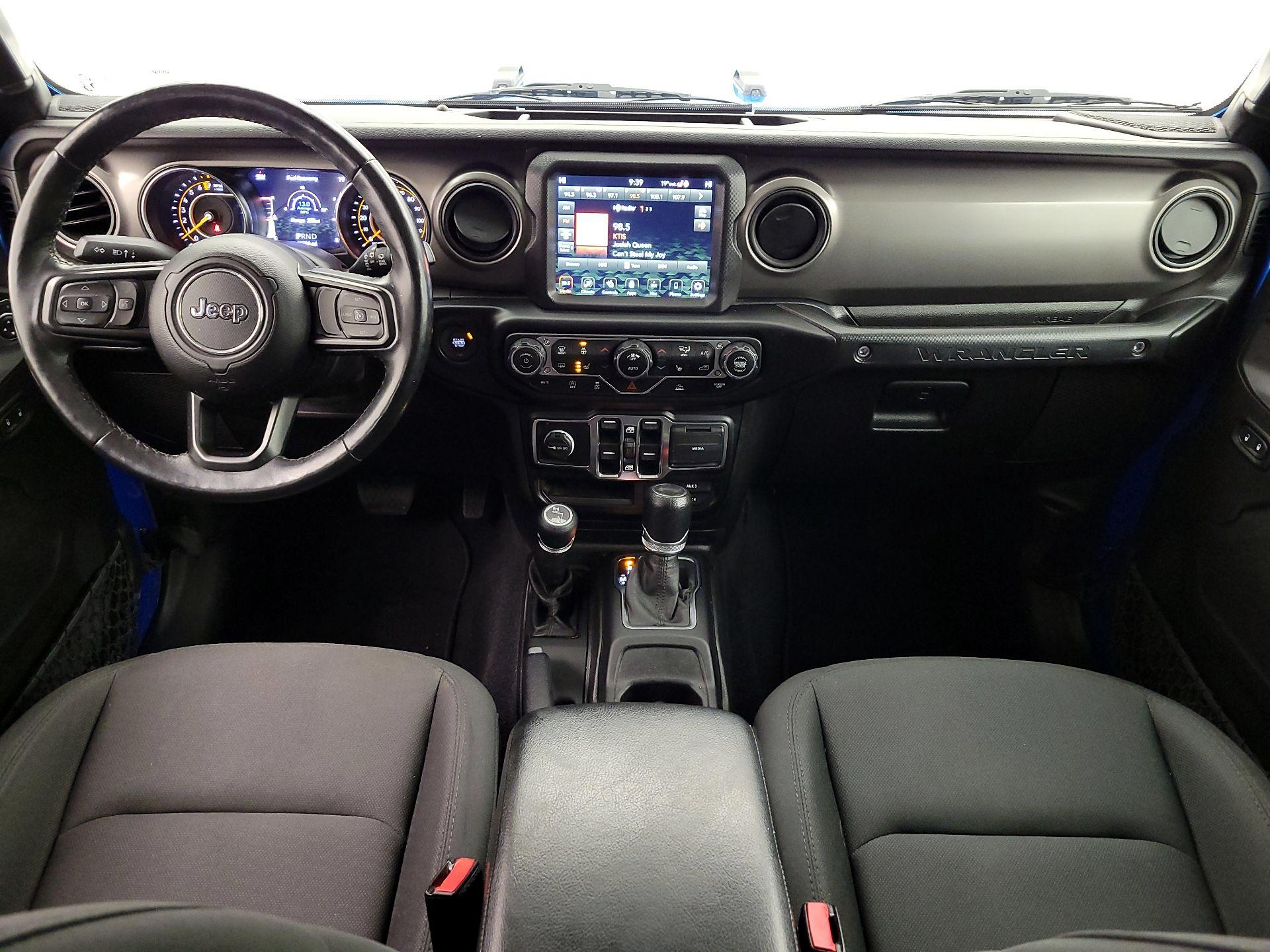 Thumbnail: 2021 Jeep Wrangler - 9