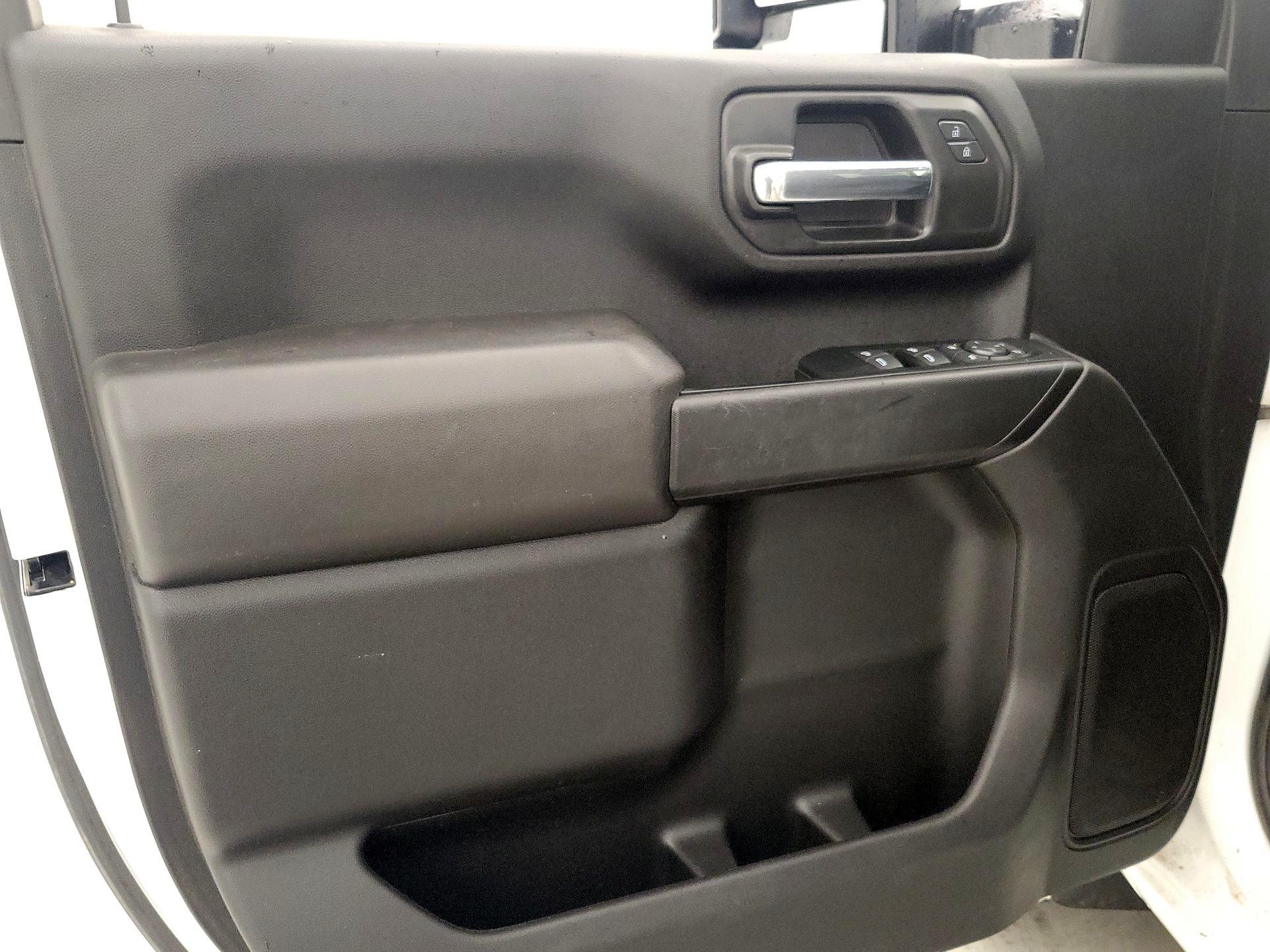 Thumbnail: 2024 Chevrolet Silverado 2500 - 12