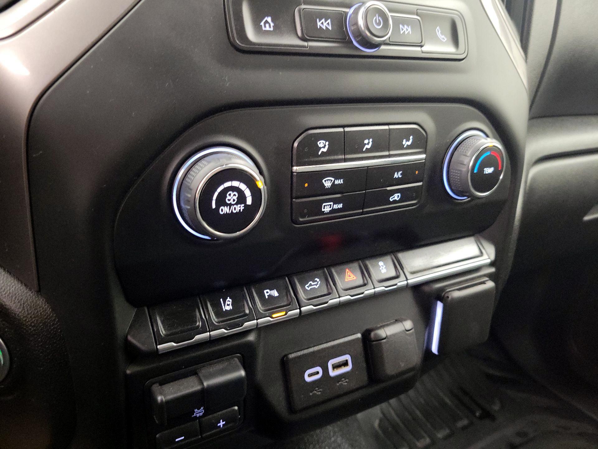 Thumbnail: 2024 Chevrolet Silverado 2500 - 16