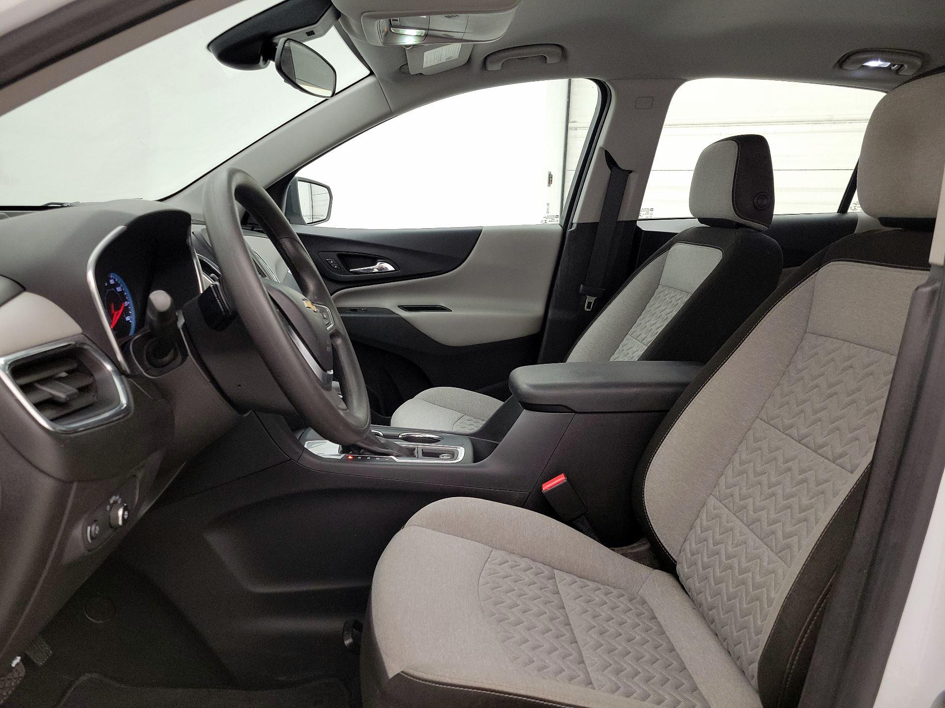 Thumbnail: 2022 Chevrolet Equinox - 11