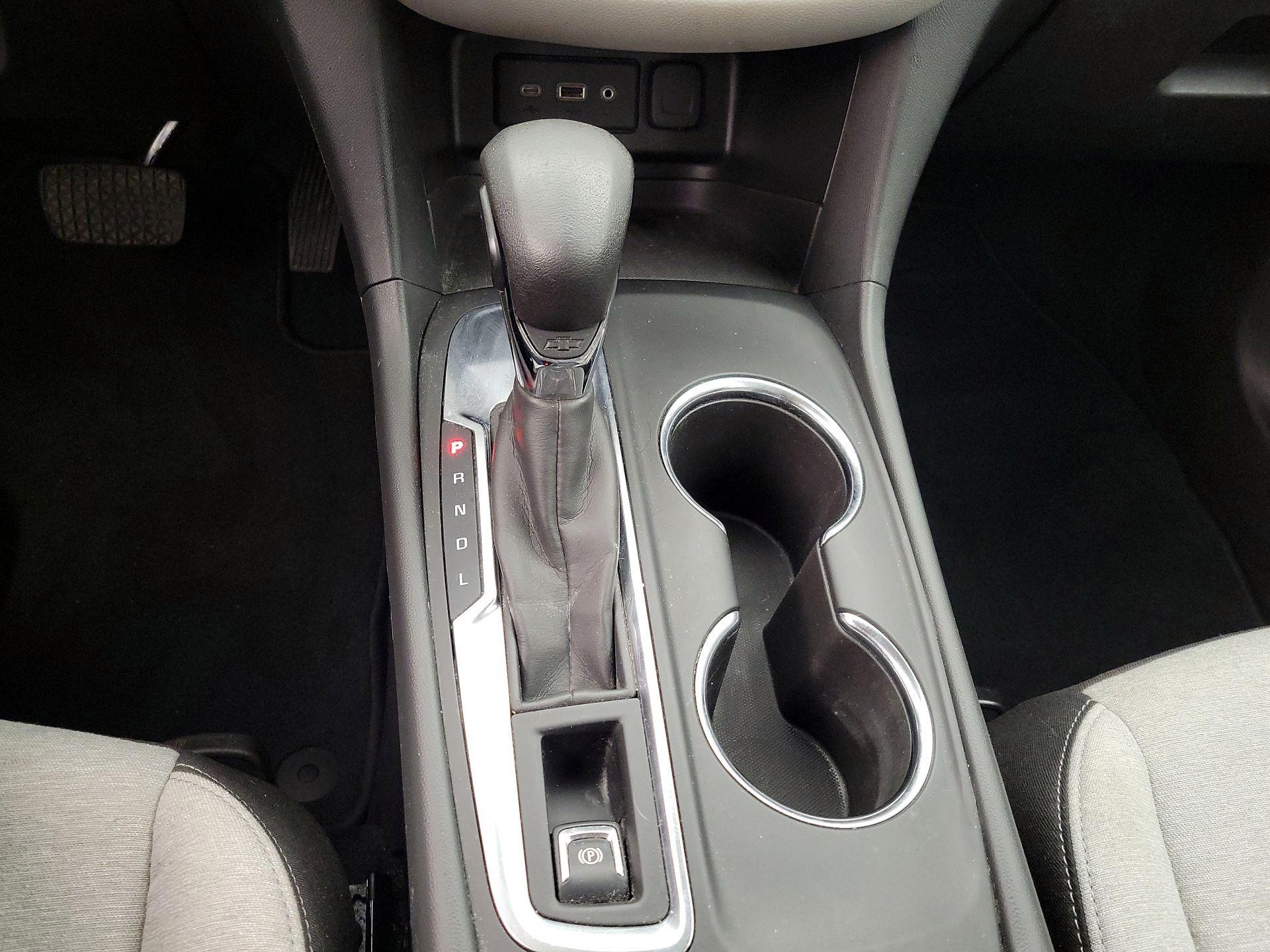 Thumbnail: 2022 Chevrolet Equinox - 17