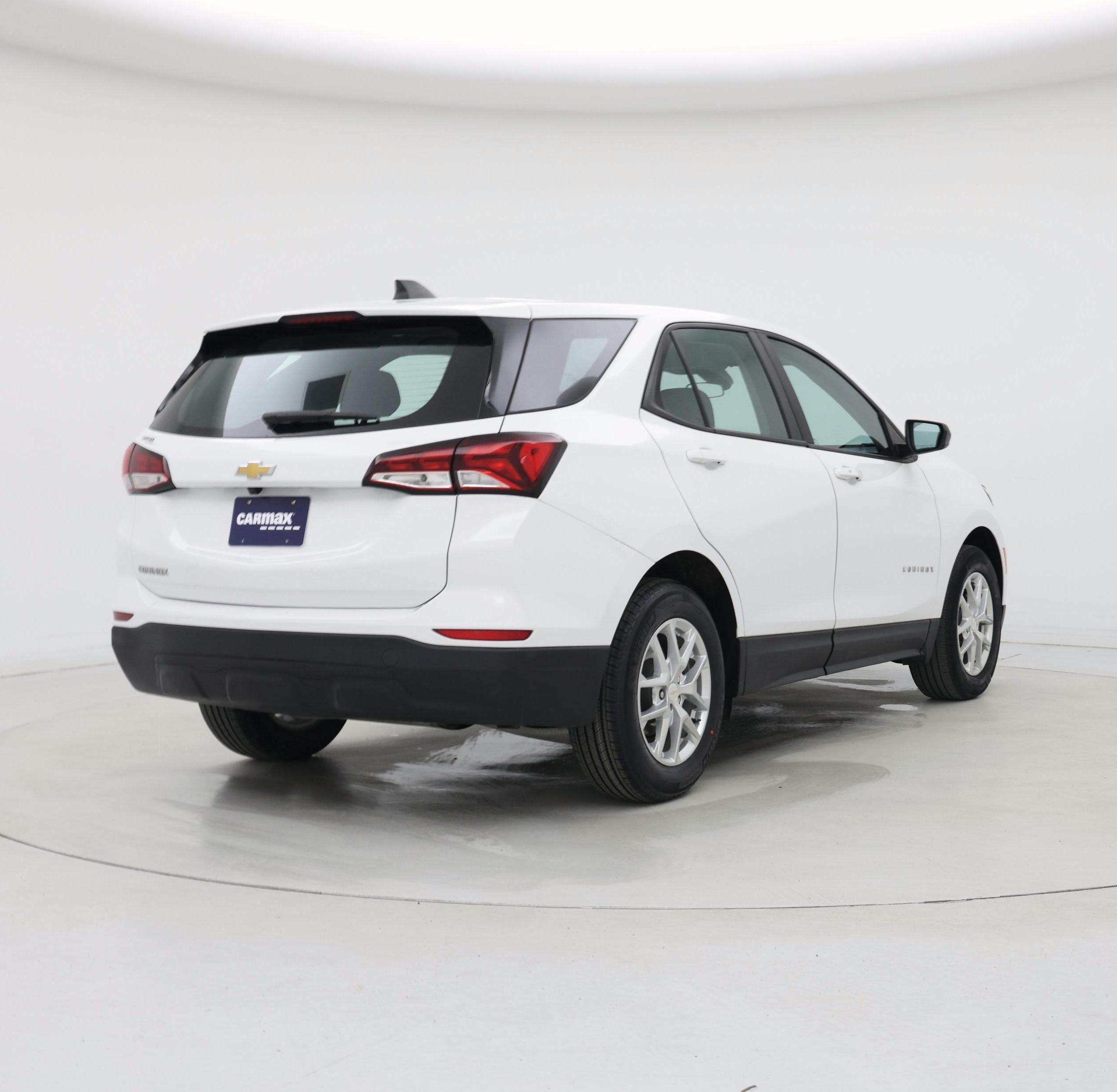 Thumbnail: 2022 Chevrolet Equinox - 8