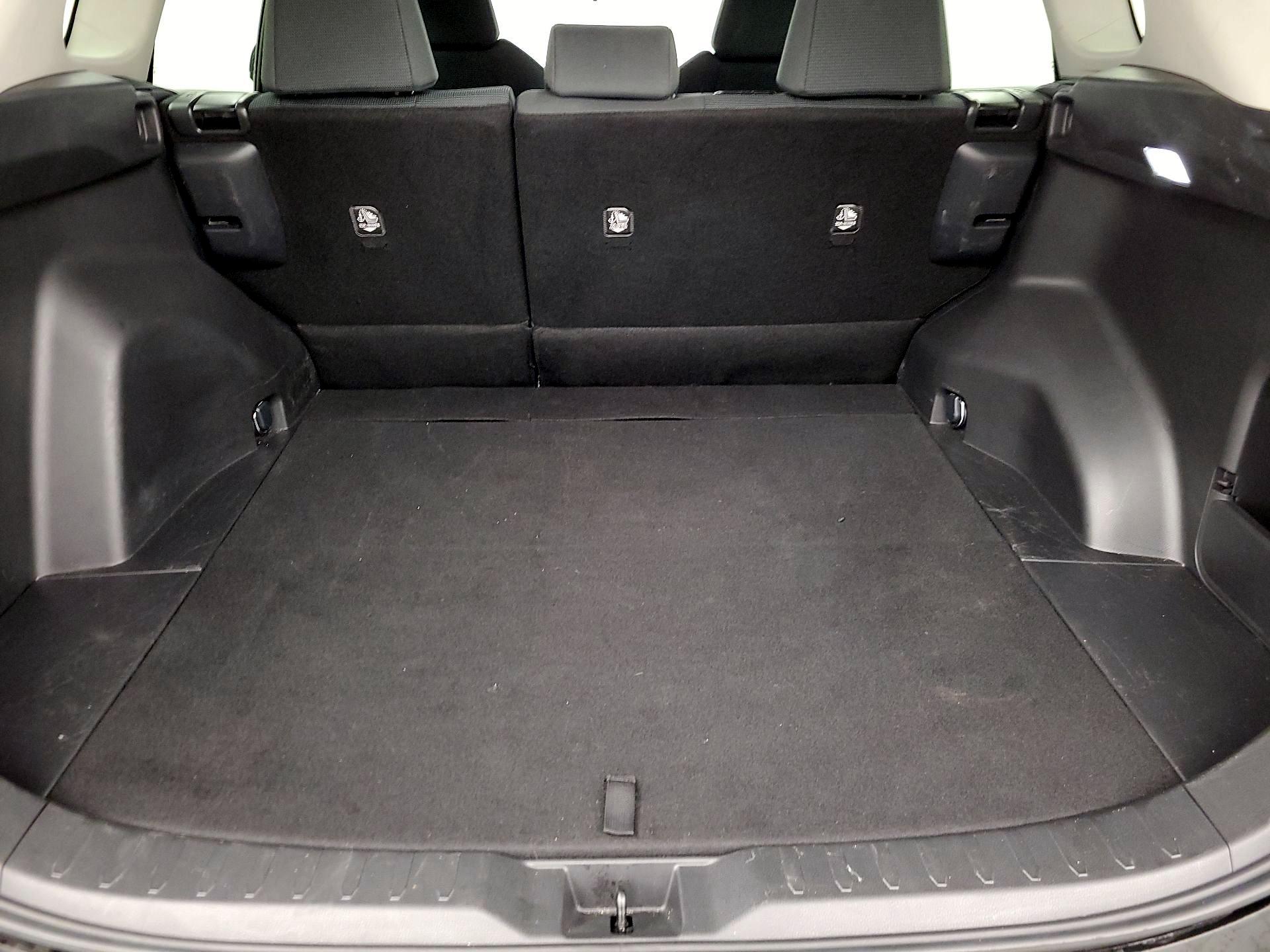 Thumbnail: 2023 Toyota RAV4 - 20