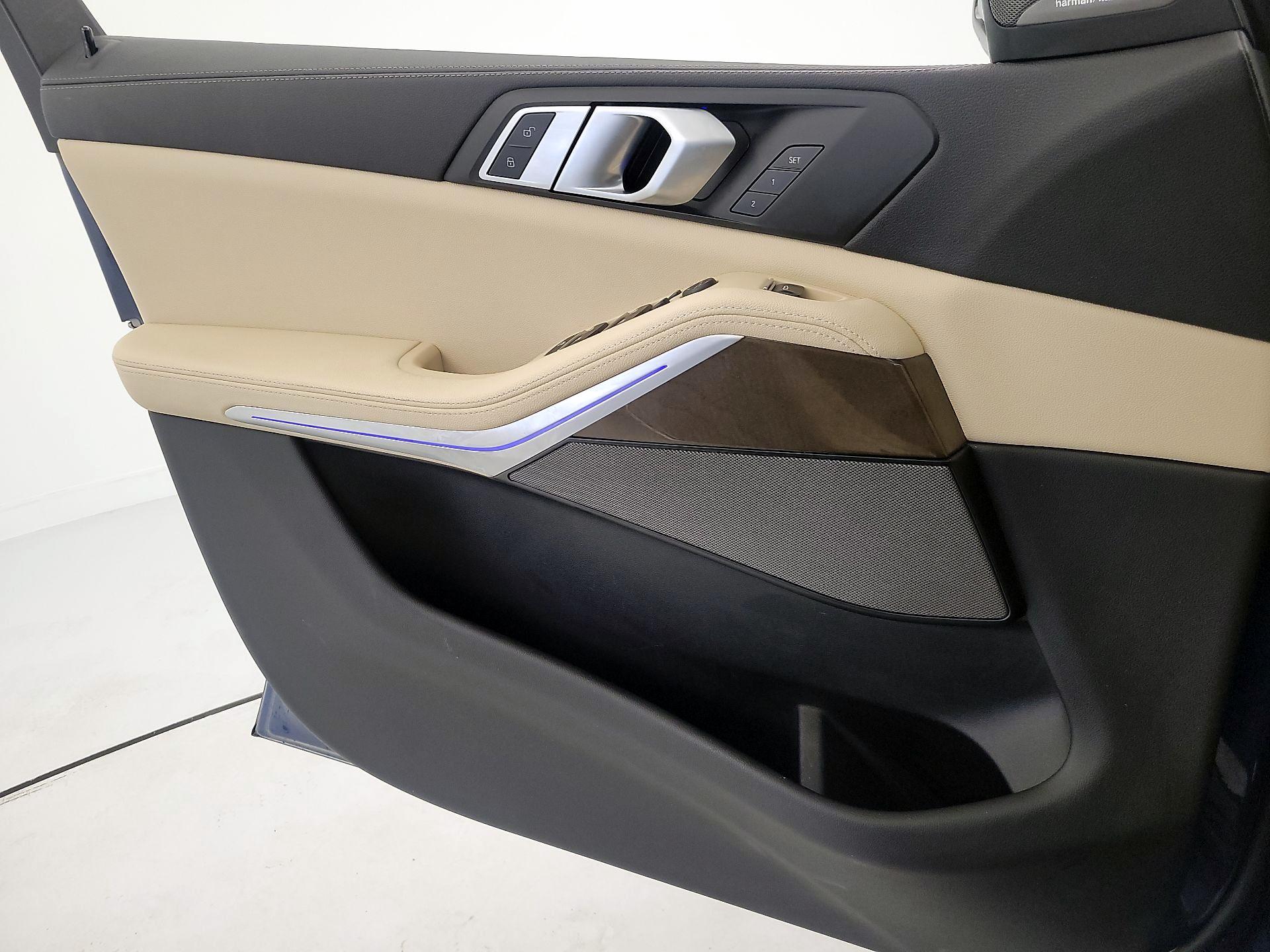 Thumbnail: 2021 BMW X5 - 12