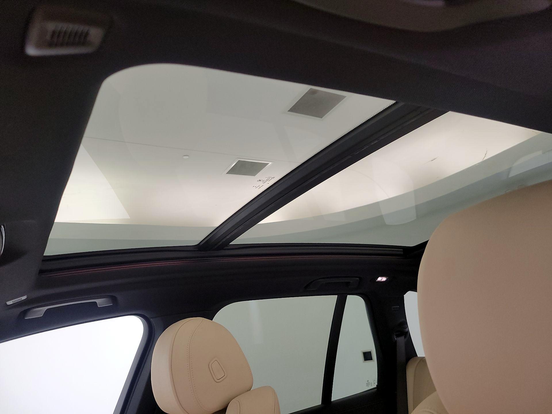 Thumbnail: 2021 BMW X5 - 20