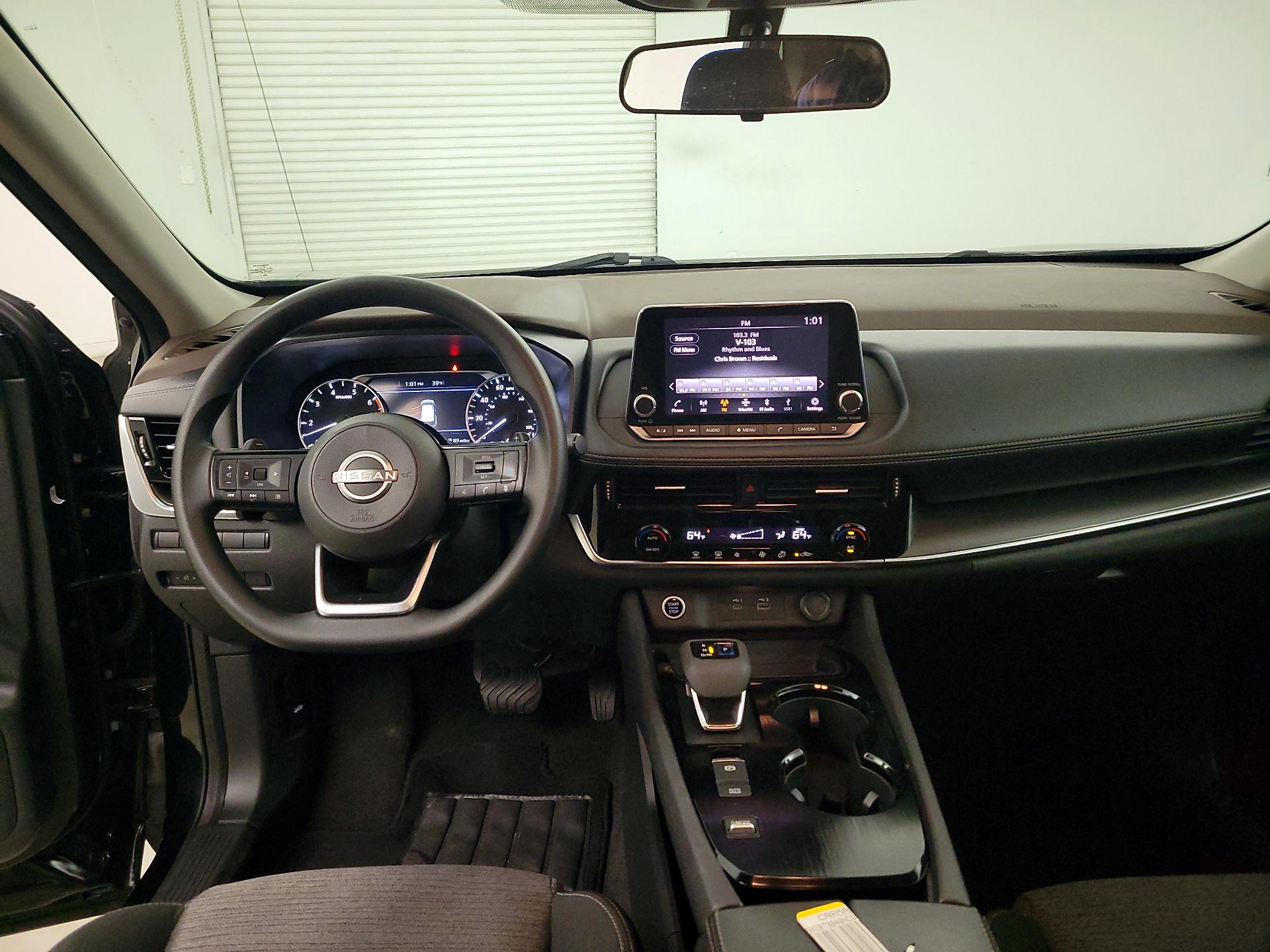 Thumbnail: 2022 Nissan Rogue - 9