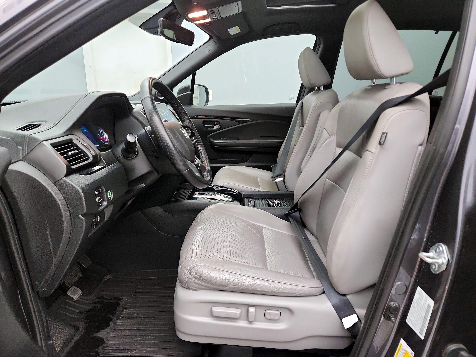 Thumbnail: 2021 Honda Passport - 11