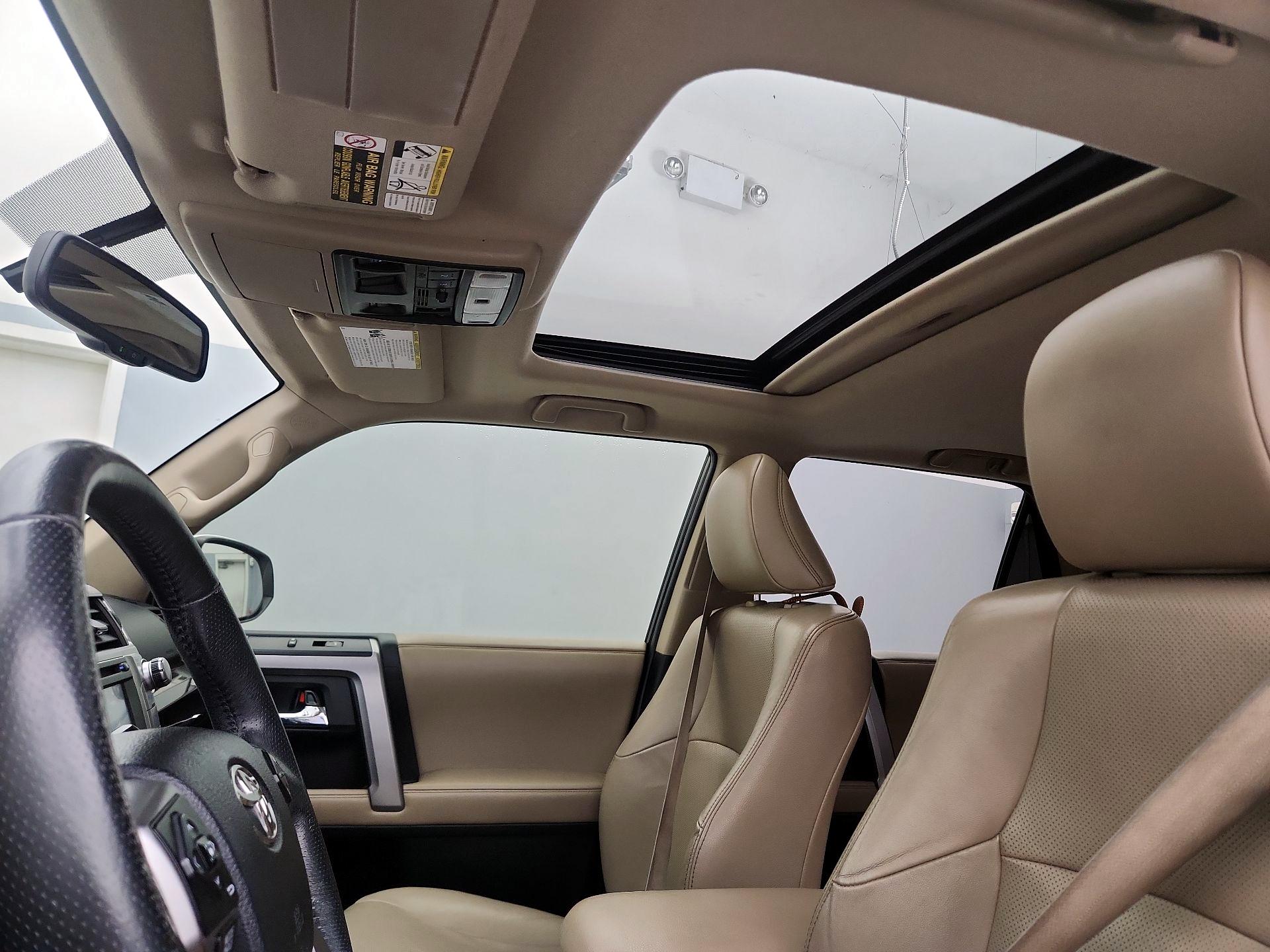 Thumbnail: 2015 Toyota 4Runner - 20