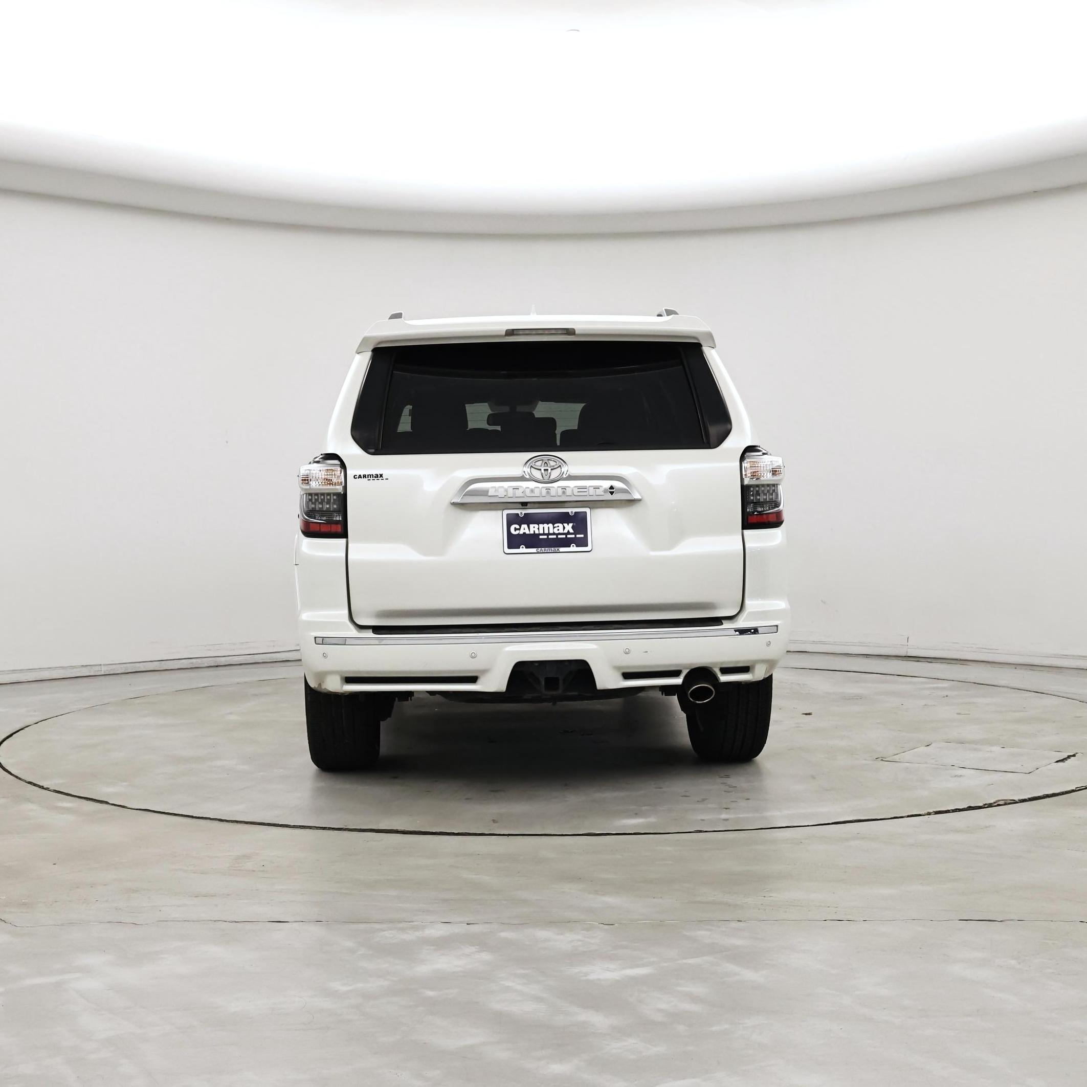 Thumbnail: 2015 Toyota 4Runner - 6