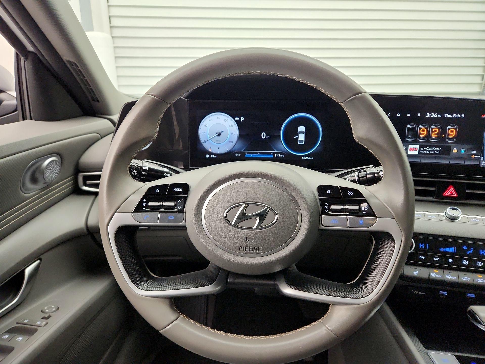 Thumbnail: 2023 Hyundai Elantra - 10