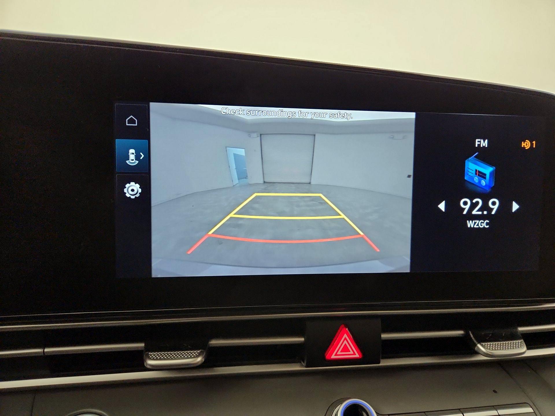 Thumbnail: 2023 Hyundai Elantra - 15