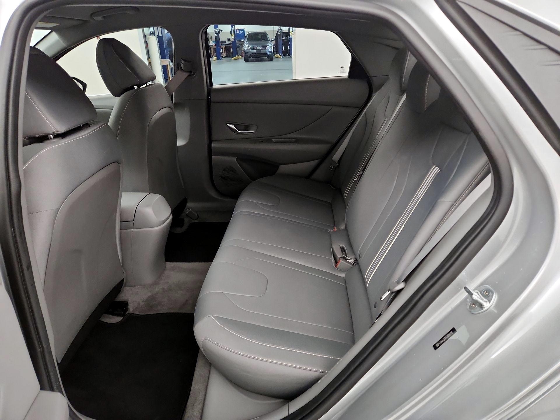 Thumbnail: 2023 Hyundai Elantra - 20