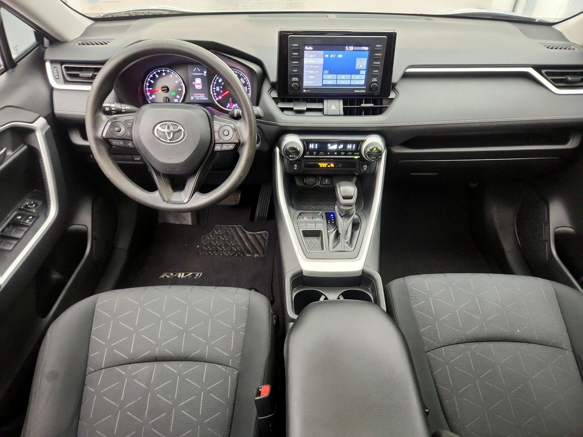 Thumbnail: 2020 Toyota RAV4 - 9