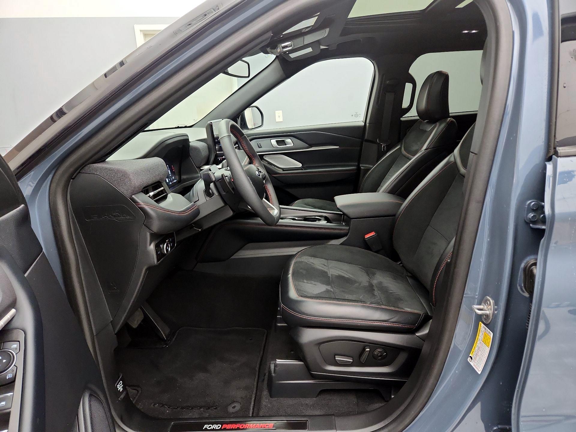 Thumbnail: 2025 Ford Explorer - 11