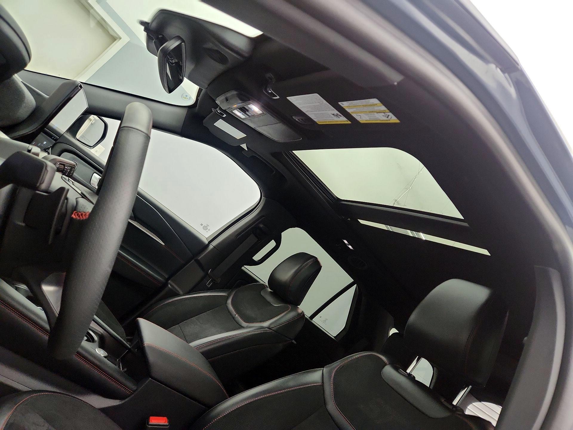 Thumbnail: 2025 Ford Explorer - 20