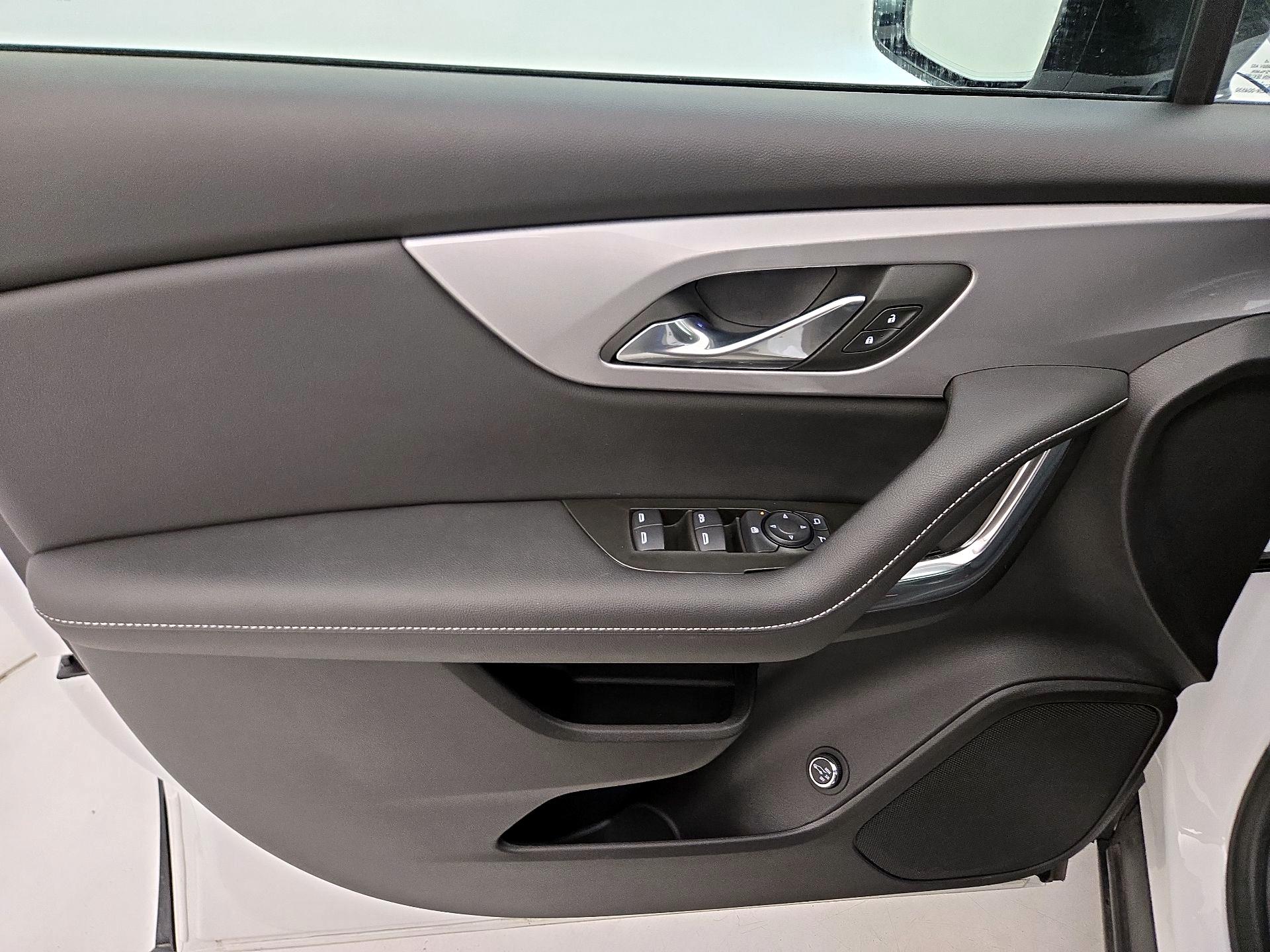 Thumbnail: 2024 Chevrolet Blazer - 12