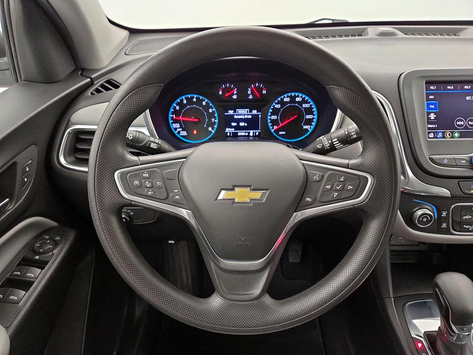 Thumbnail: 2022 Chevrolet Equinox - 10