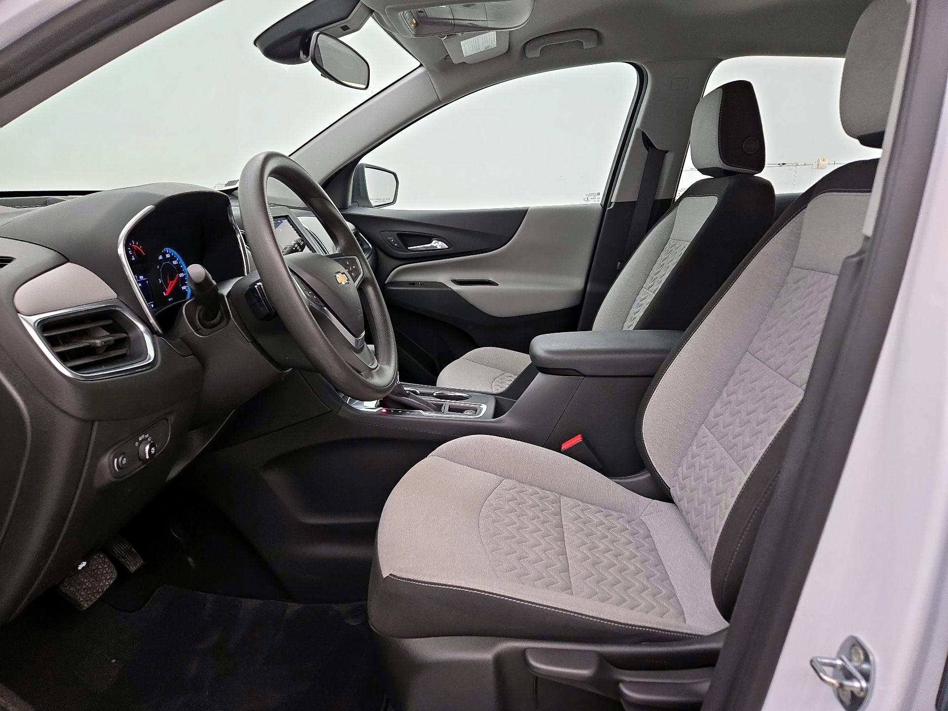 Thumbnail: 2022 Chevrolet Equinox - 11