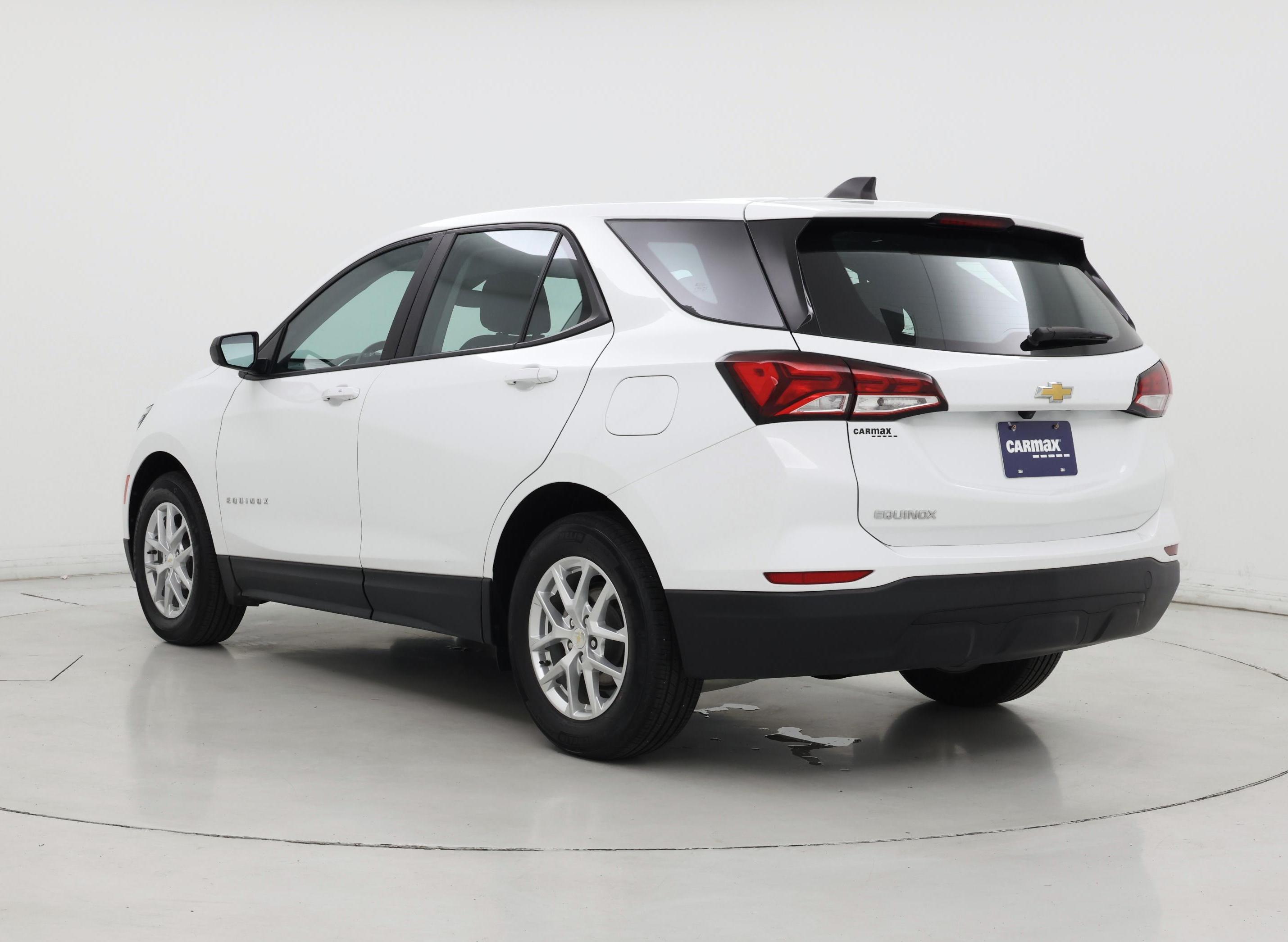 Thumbnail: 2022 Chevrolet Equinox - 2